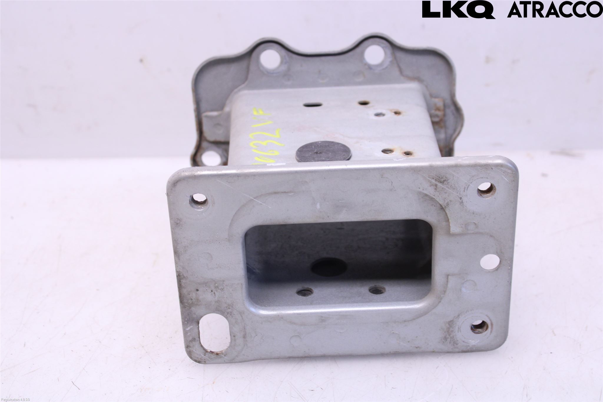 Kia CEED 06-12 Stötfångarbärjärn Fram