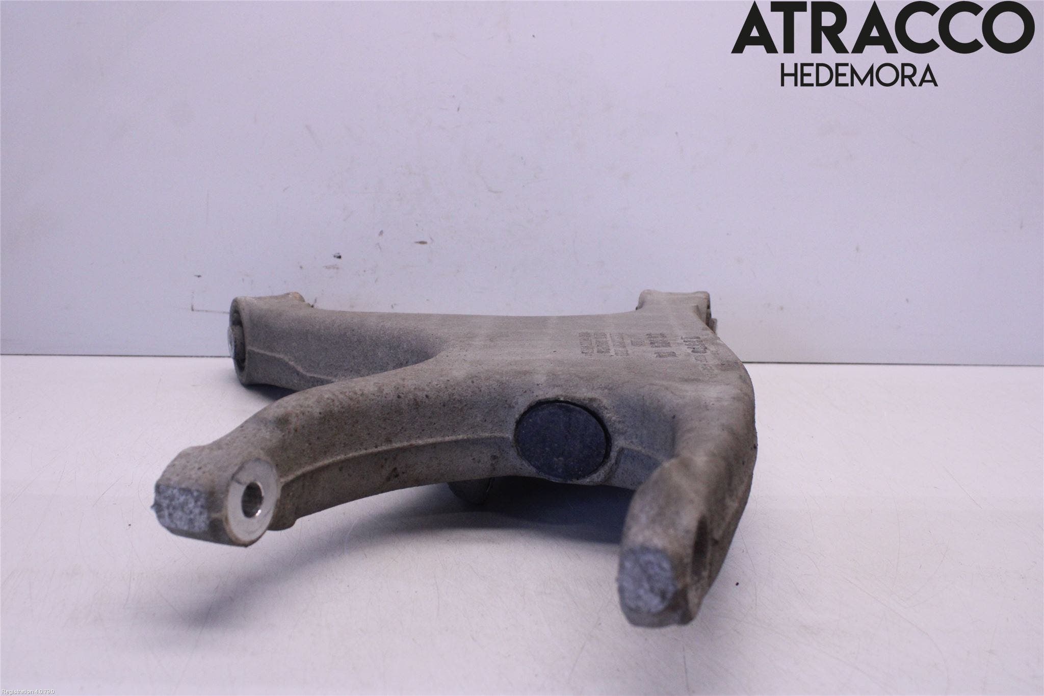 Audi A4/S4 08-11 Bärarm Bak Höger