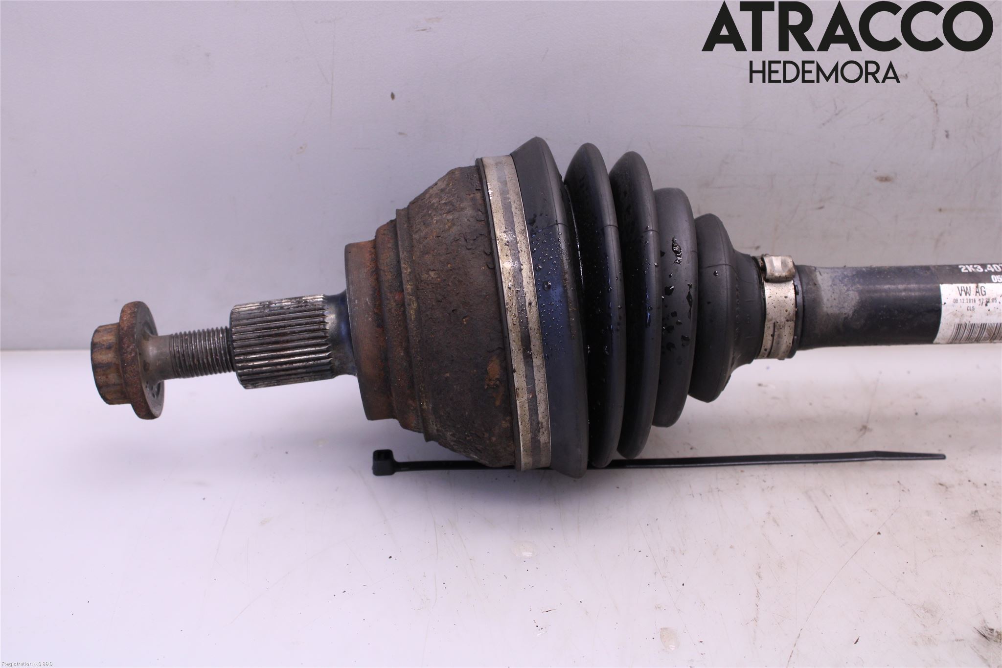Volkswagen VW CADDY 16-20 Drivaxel Fram Vänster