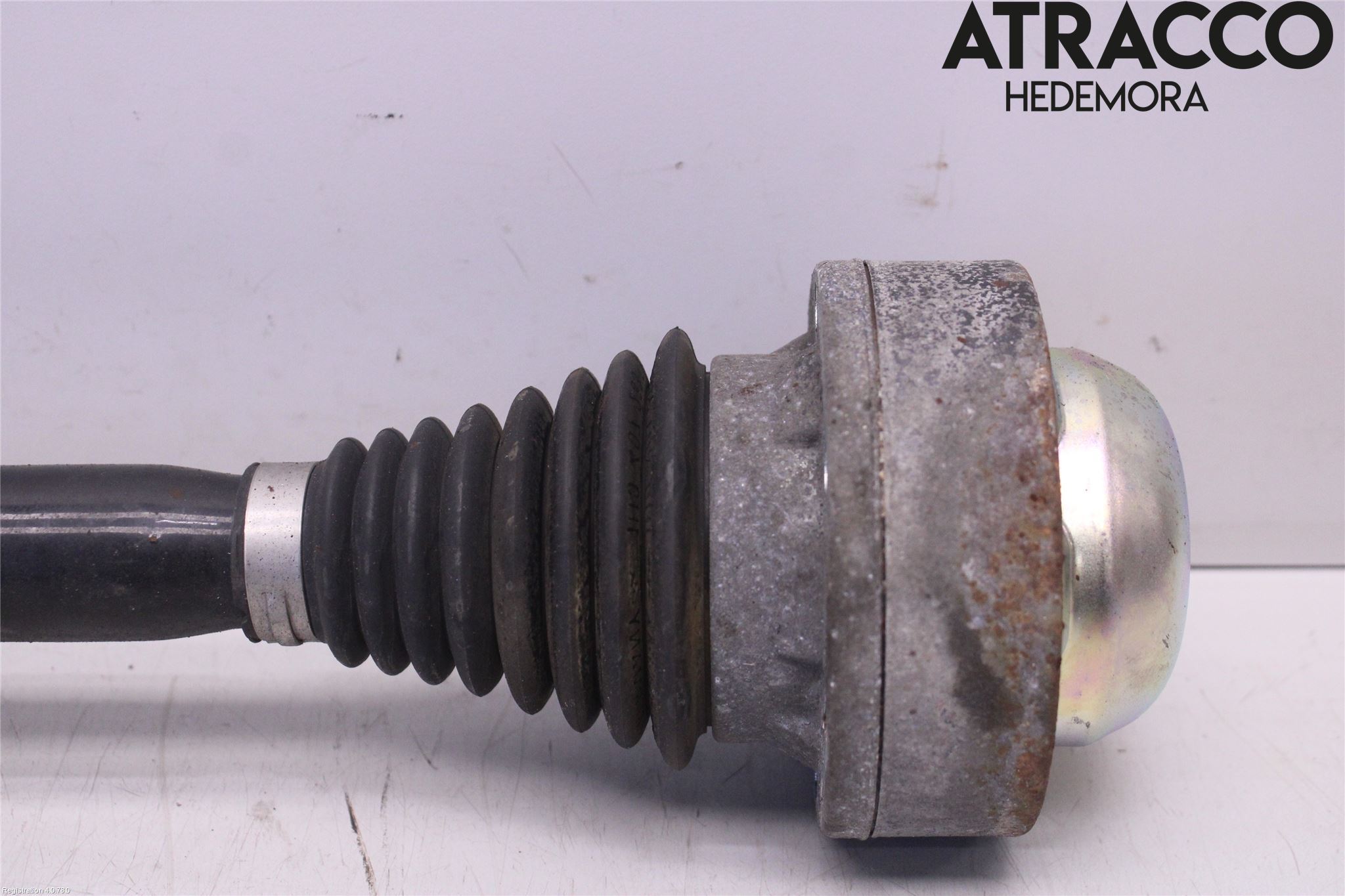 Audi A4/S4 B9 16-19 Drivaxel Bak Höger