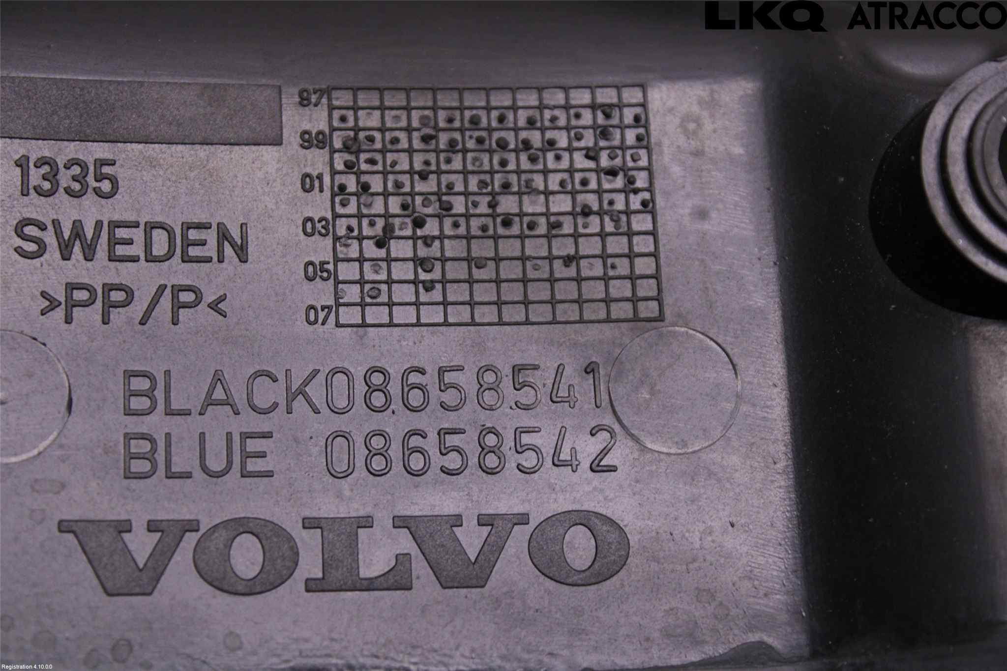 Volvo V70 05-08 Motorkåpa