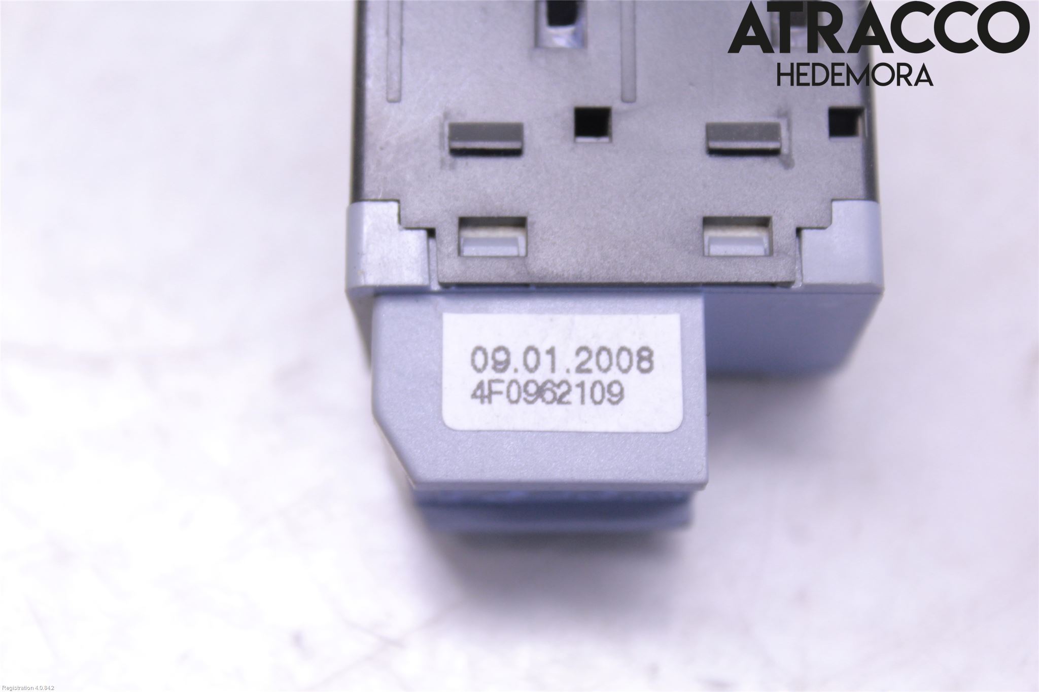 Audi ALLROAD 06-11 Strömställare Fram