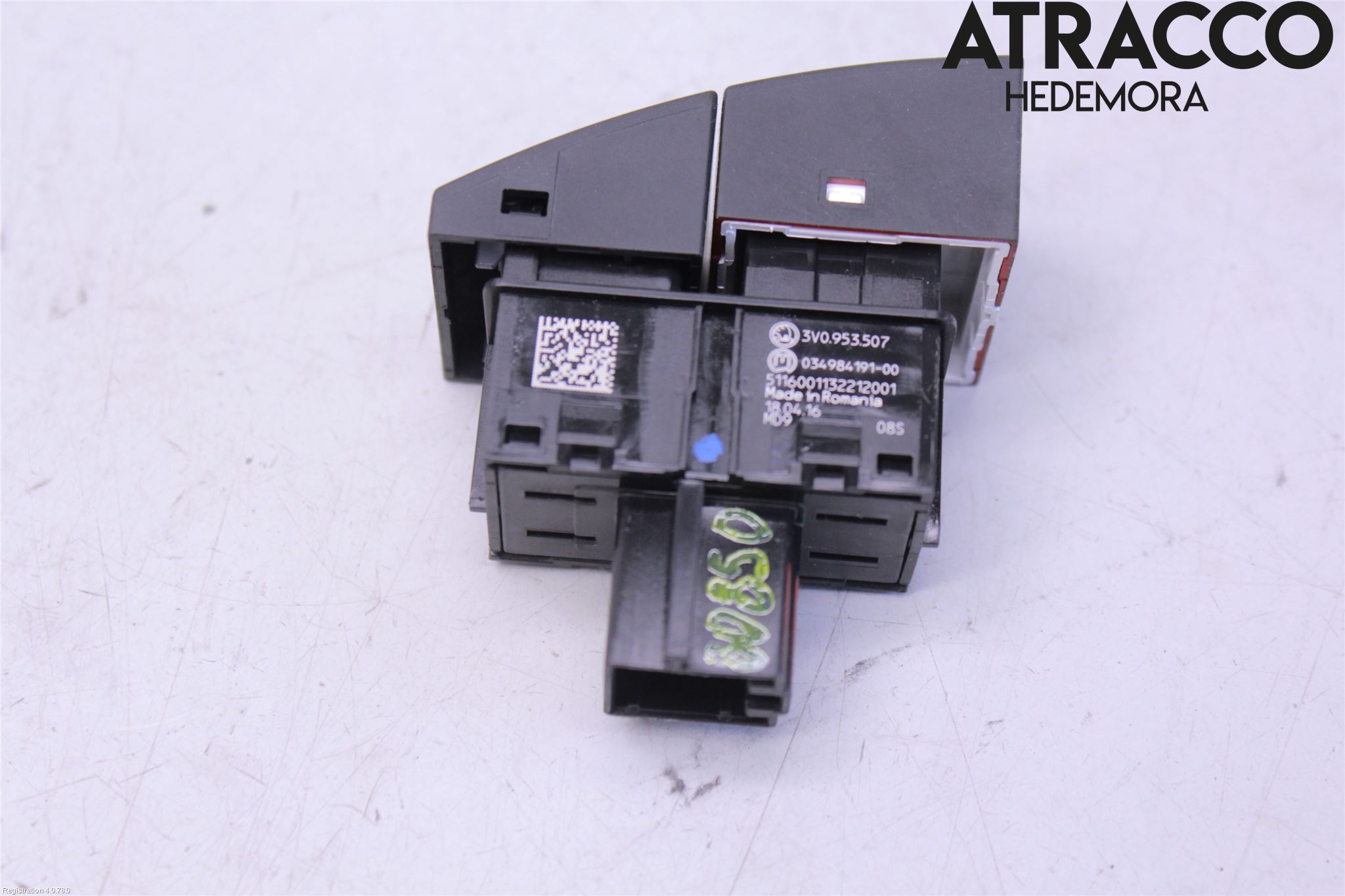 Skoda SUPERB 16-24 Strömställare Varnings