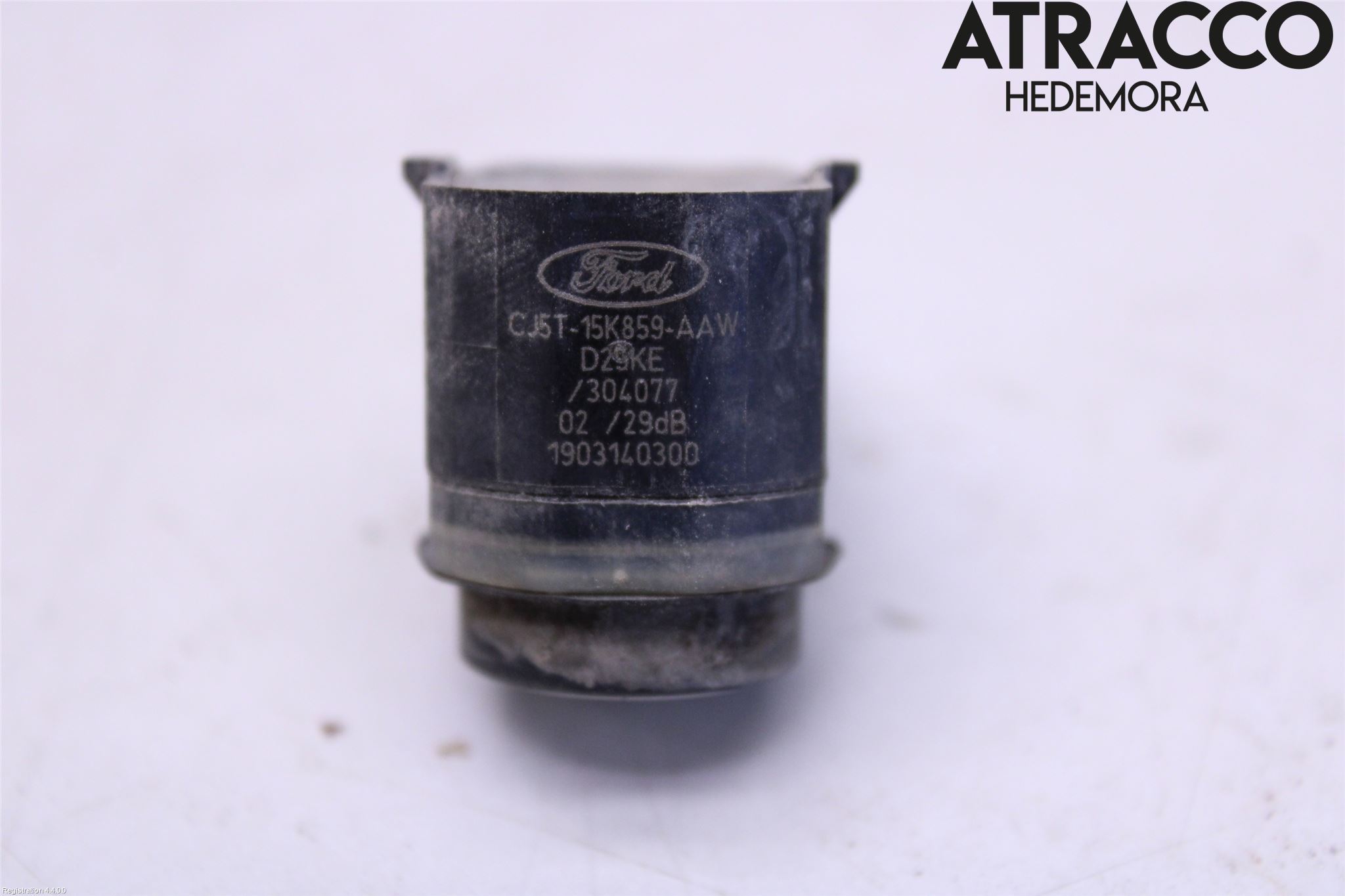 Ford KUGA 13-16 Parkeringshjälp Frontsensor