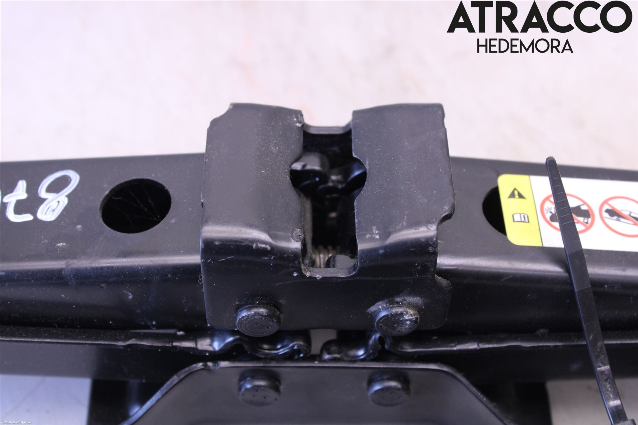 Dodge NITRO Domkraft