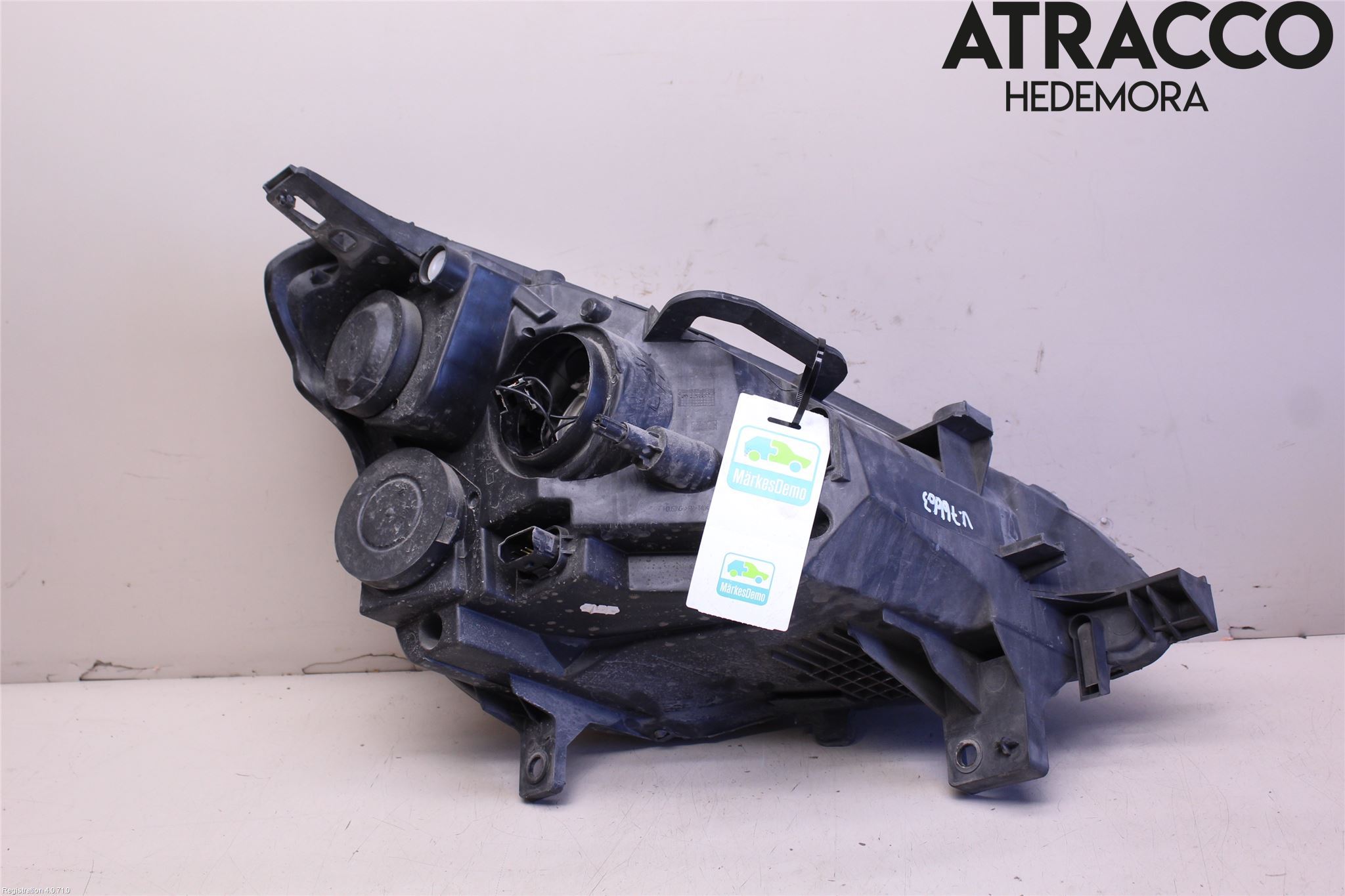 Peugeot PARTNER 16-18 Strålkastare Vänster