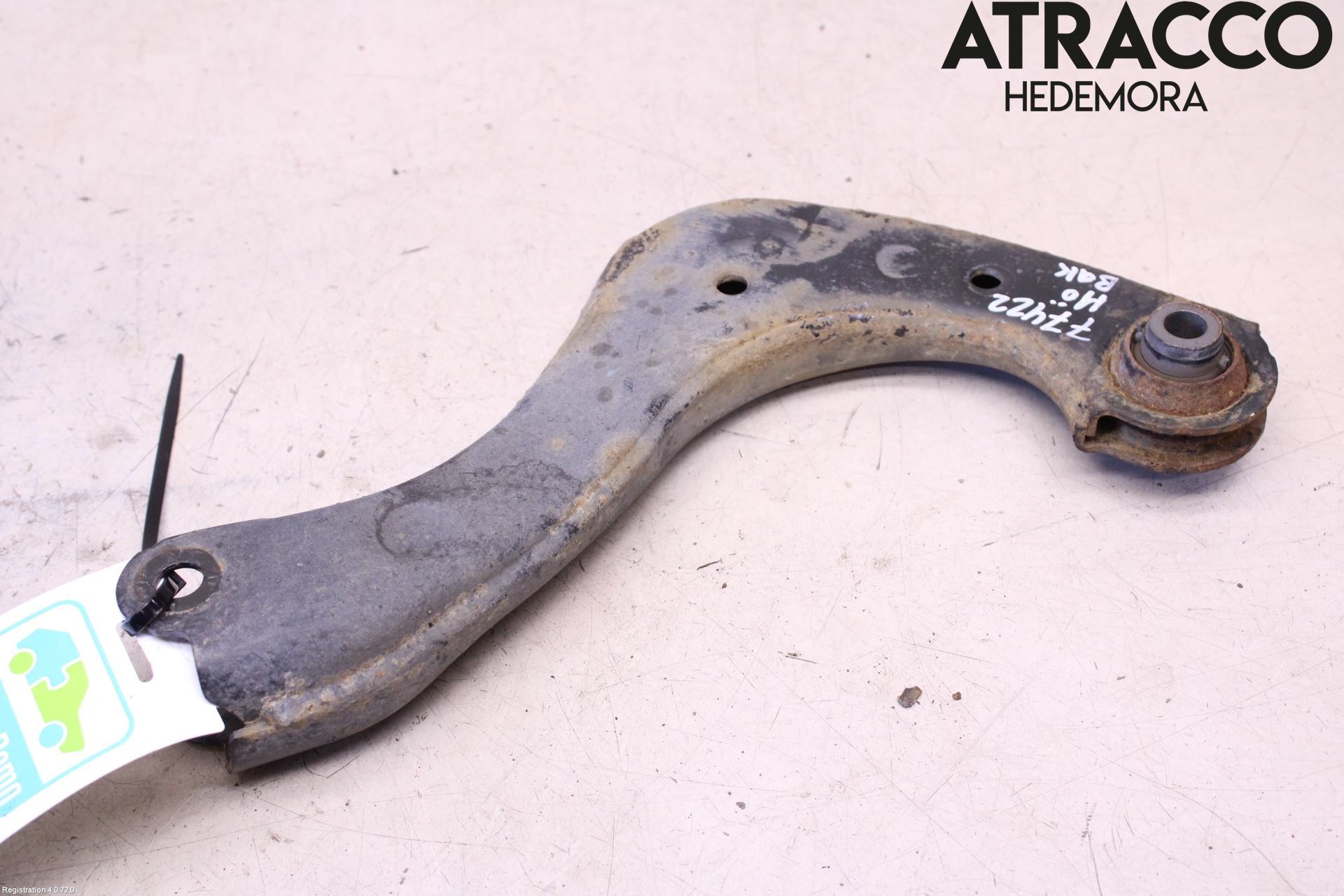 Toyota C-HR 16-23 Bärarm Bak Övre Höger