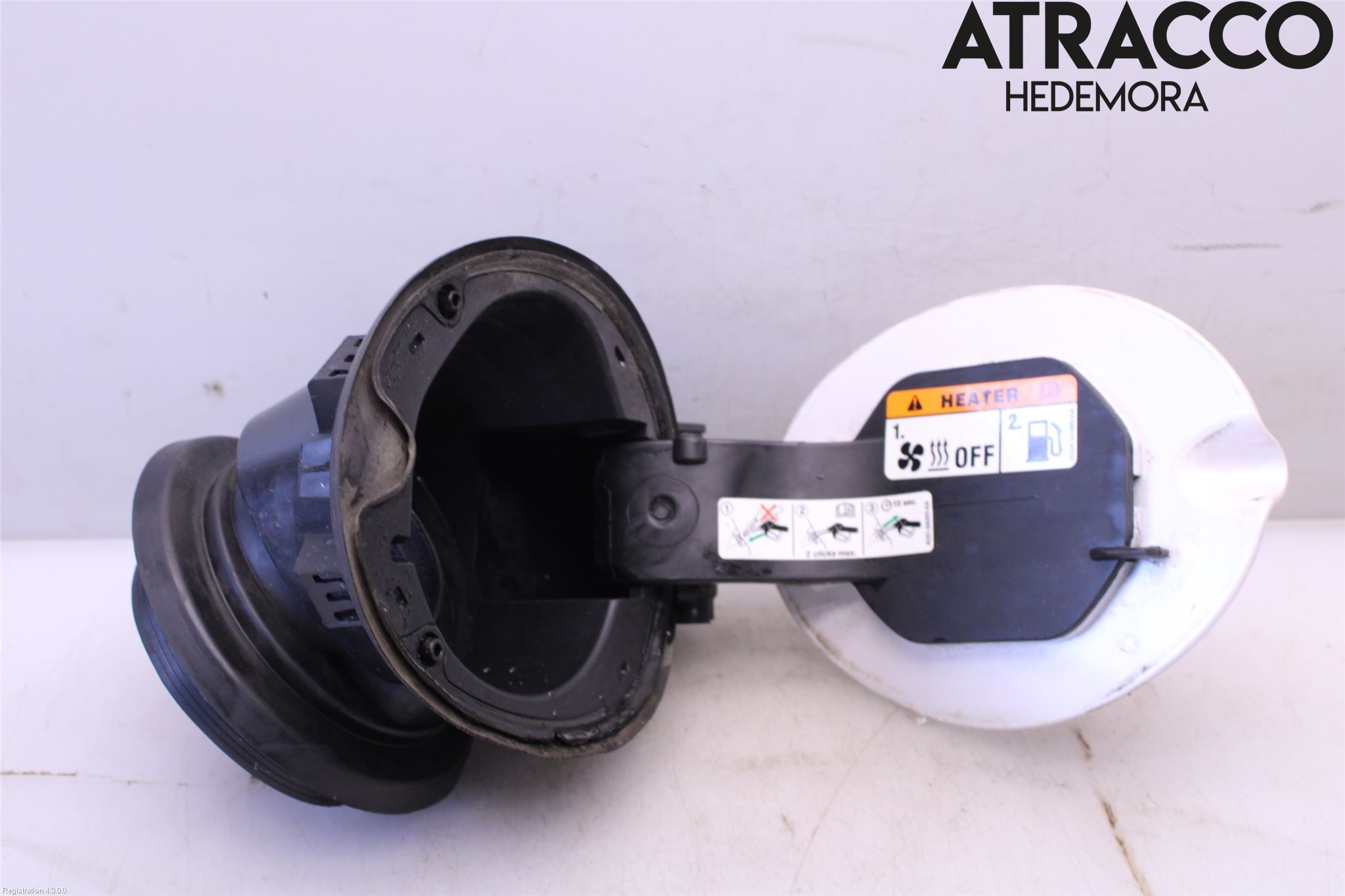 Ford KUGA 13-16 Tanklucka