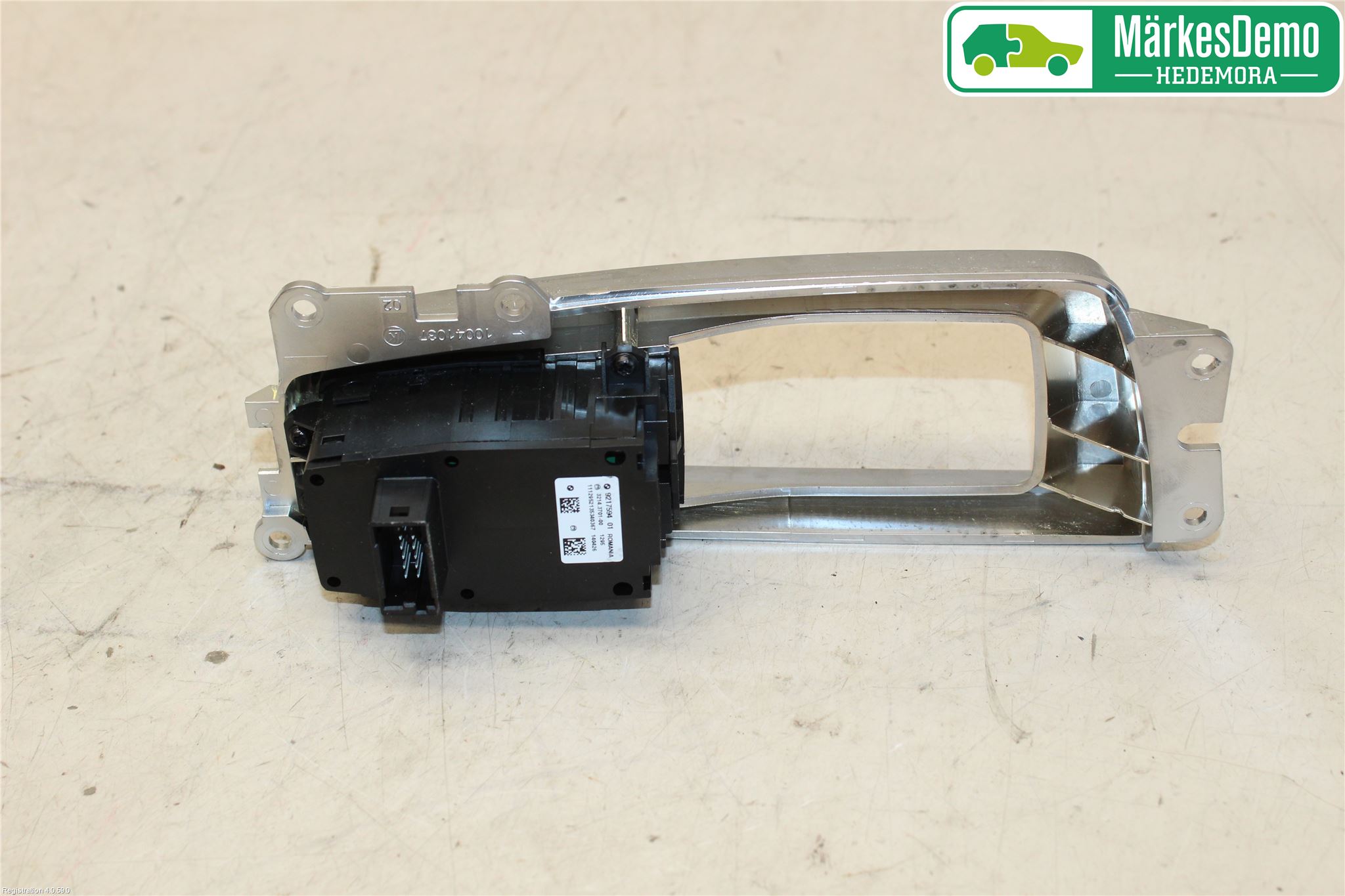BMW 5 F10/F11/F18 09-17 Strömställare Parkeringsbroms