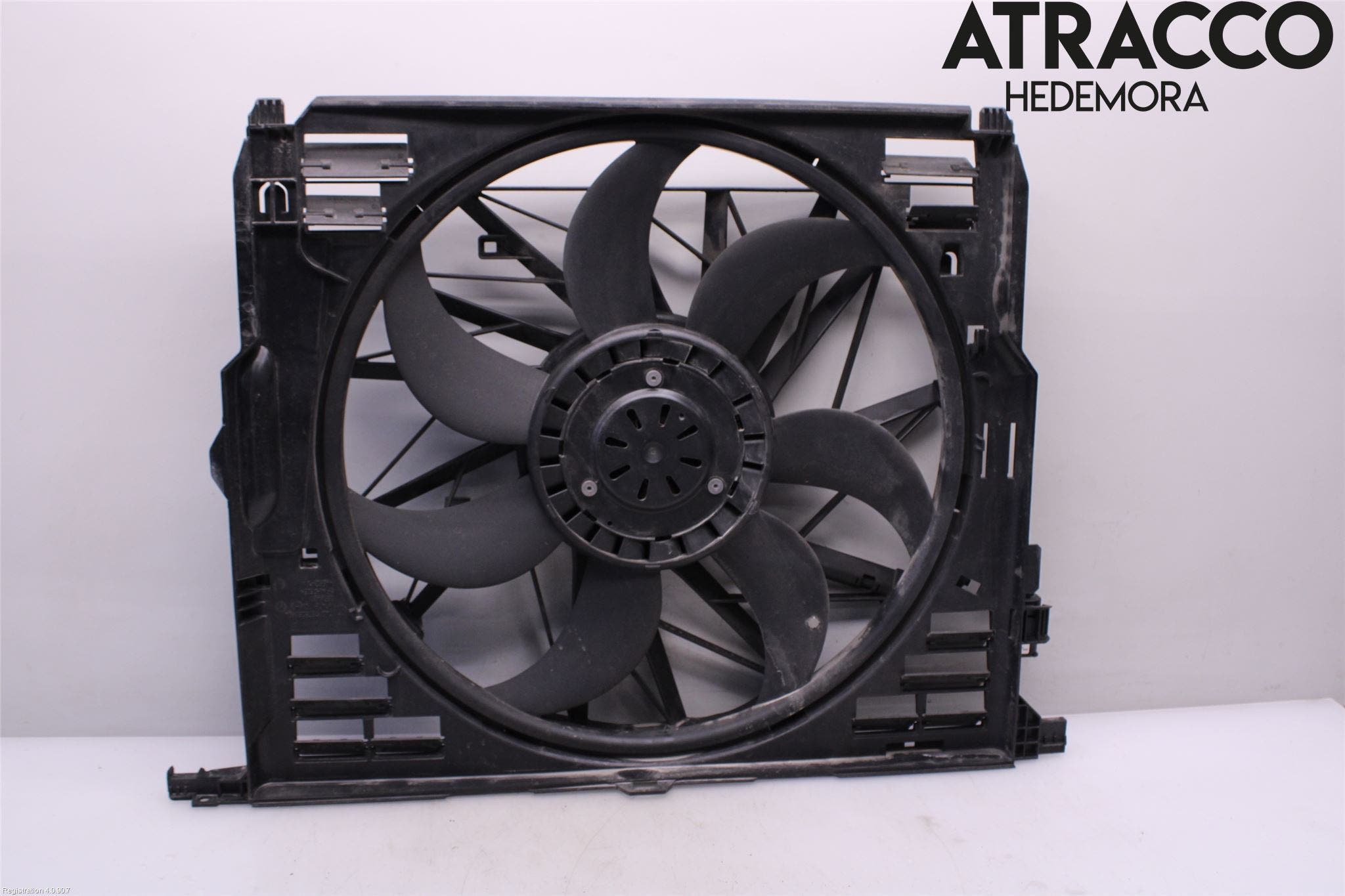 BMW 5 F10/F11/F18 09-17 Kylfläkt El