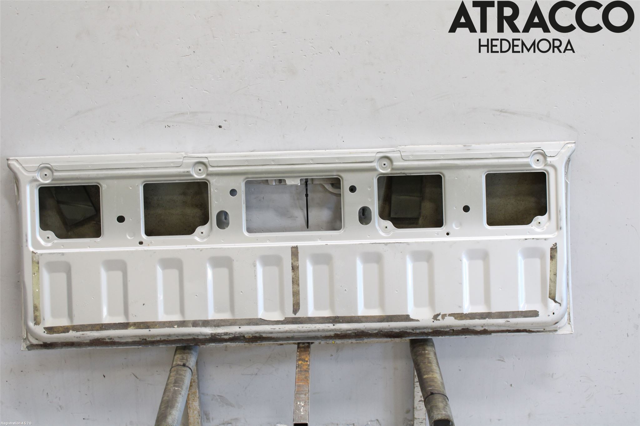 Nissan NAVARA 05-16 Flakläm