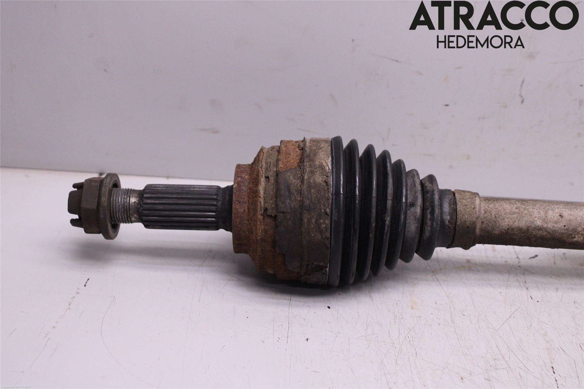 Renault CLIO IV 12-16 Drivaxel Fram Höger