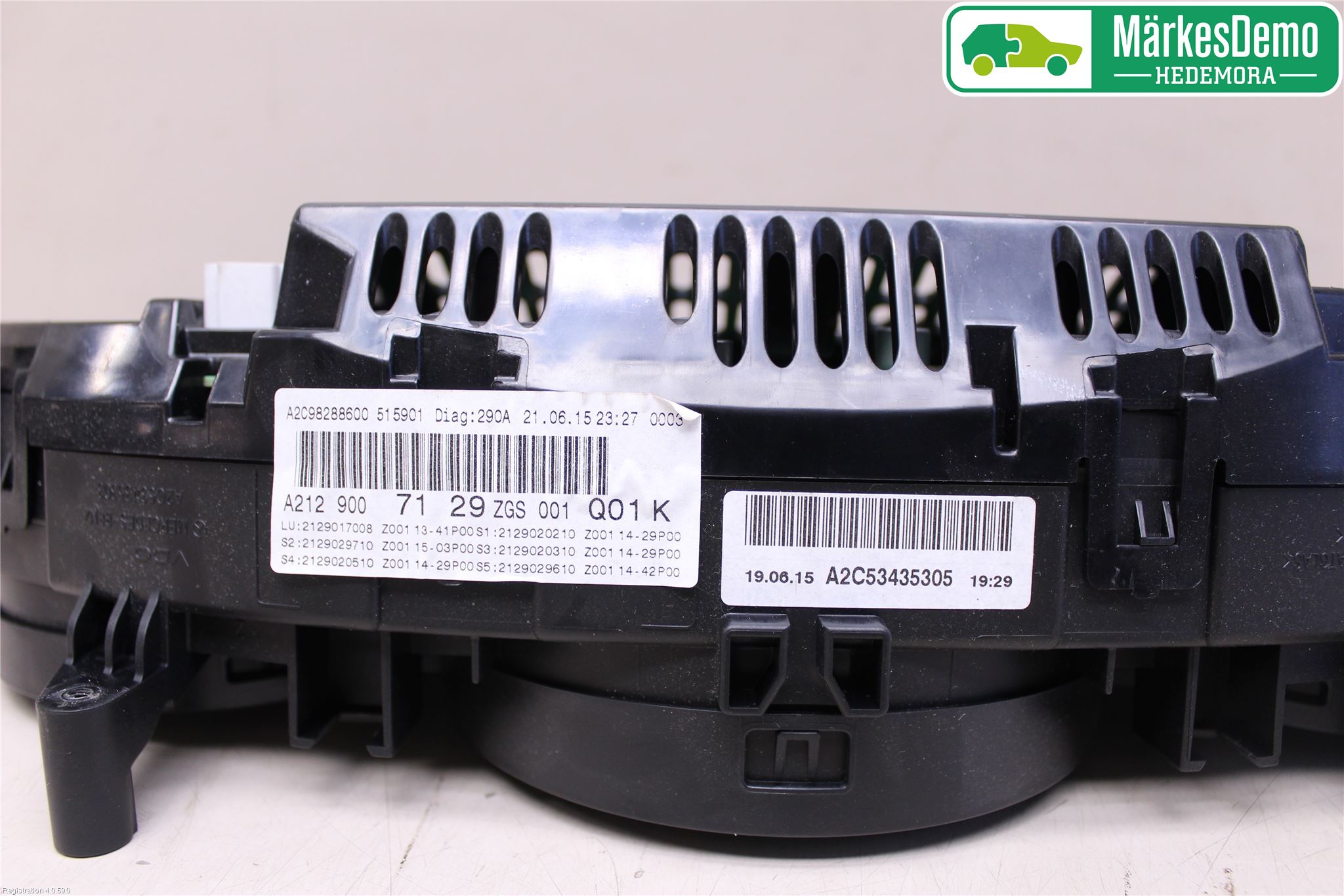 Mercedes-Benz MB E-KLASS (W212) 09-16 Instrument Komb