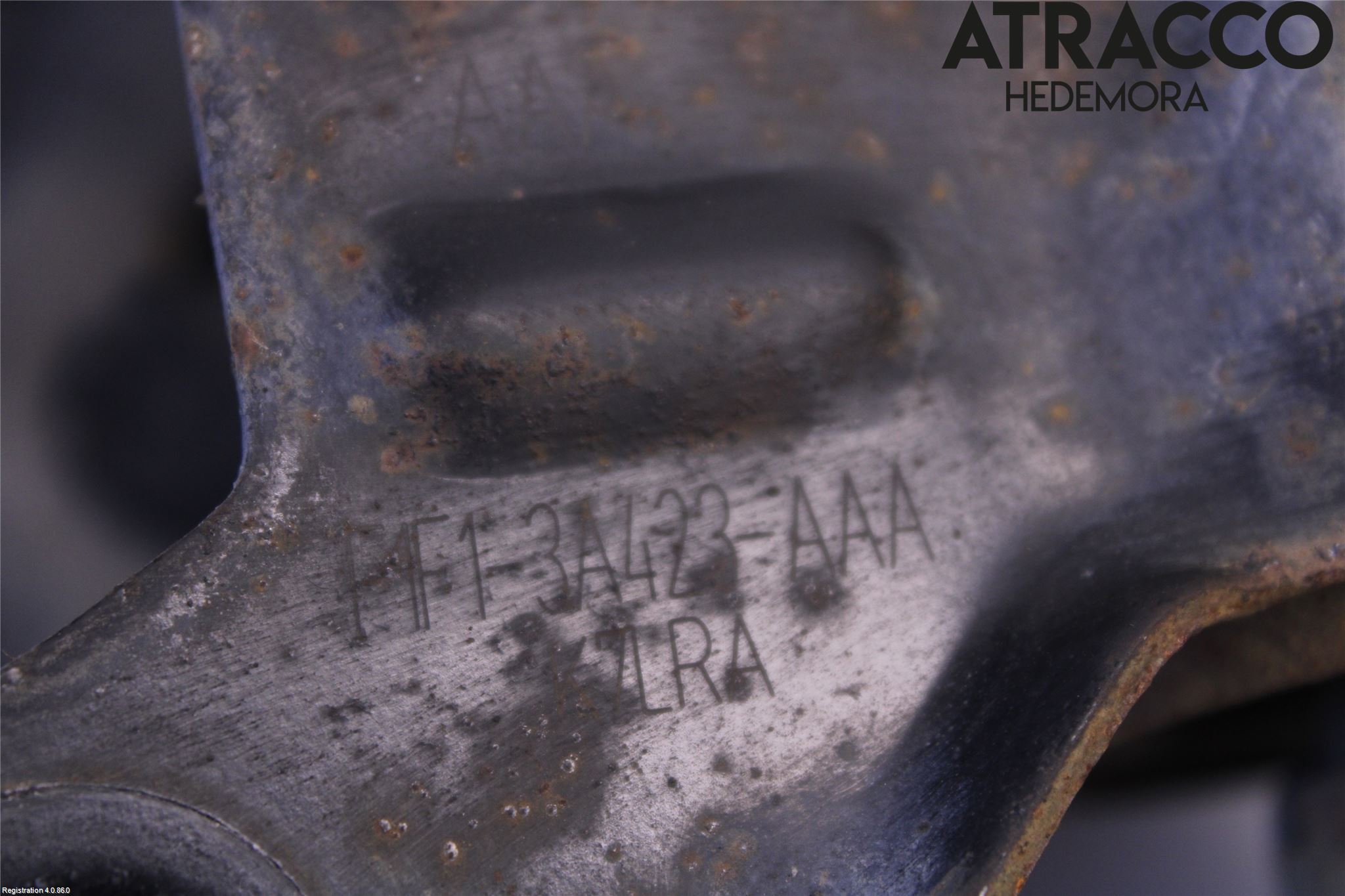 Ford FOCUS 15-18 Bärarm Fram Undre Hö