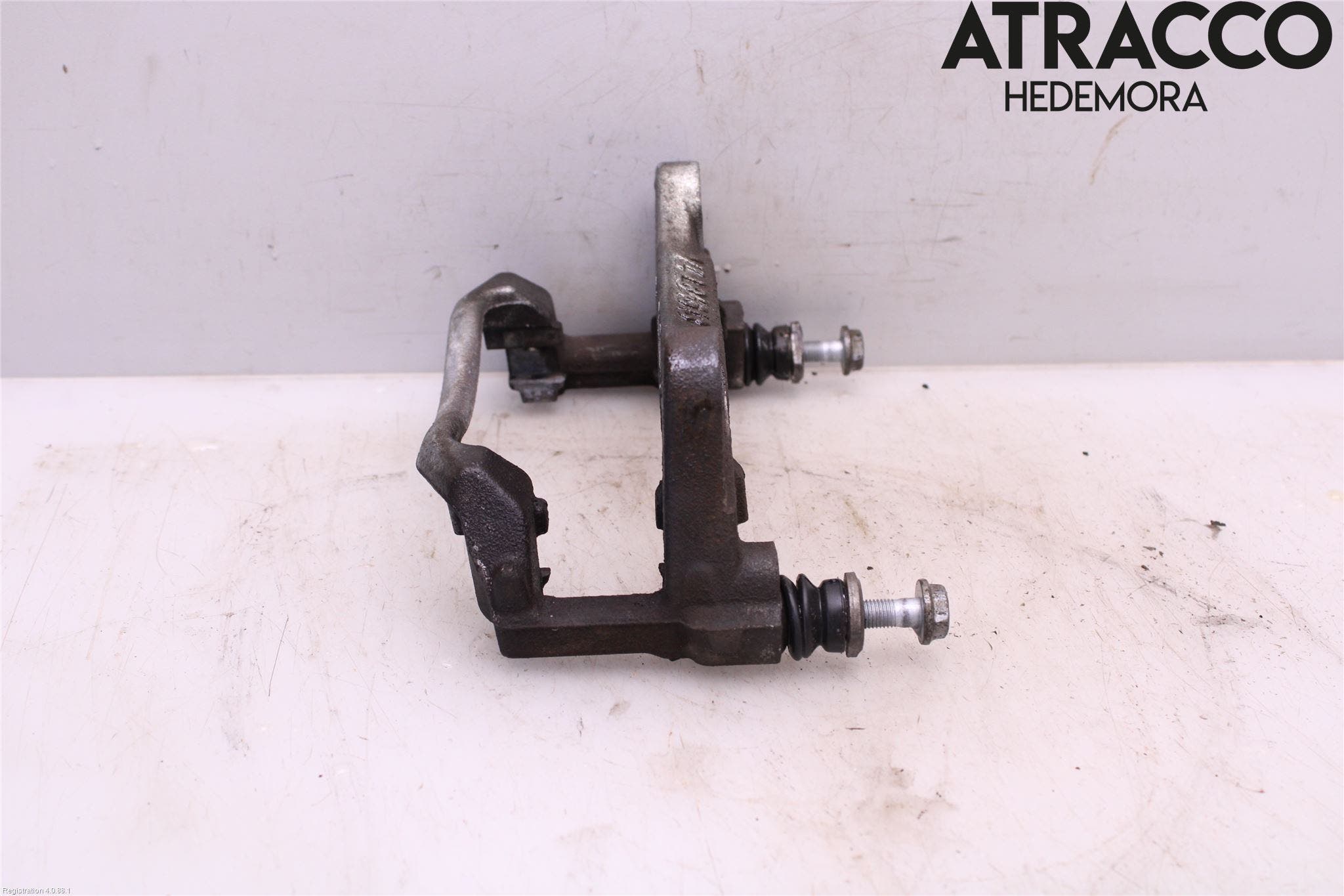 Toyota COROLLA 19- Bromsokshållare