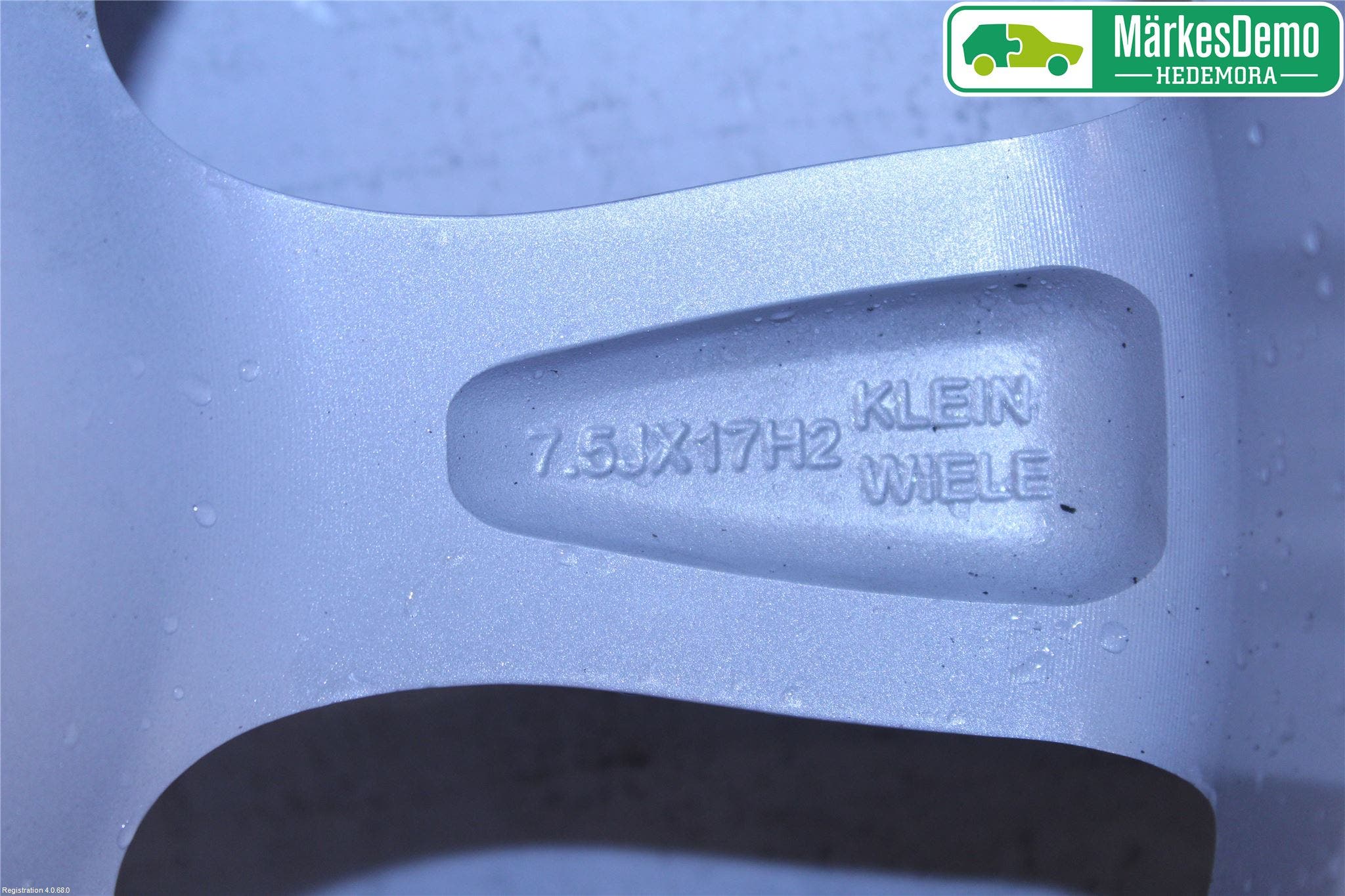 Ford FOCUS     04-07 Sommardäck Med Fälg