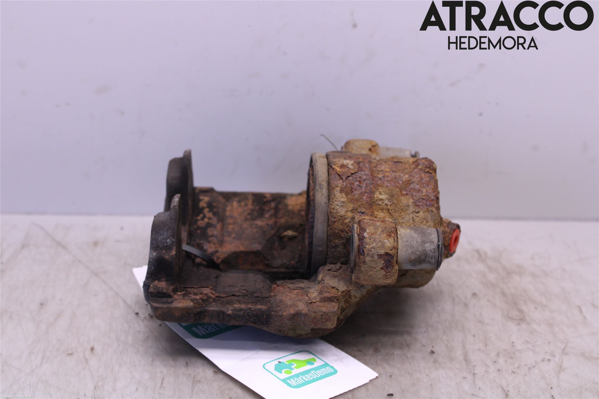 Toyota AVENSIS 98-02 Bromsok Fram Vänster