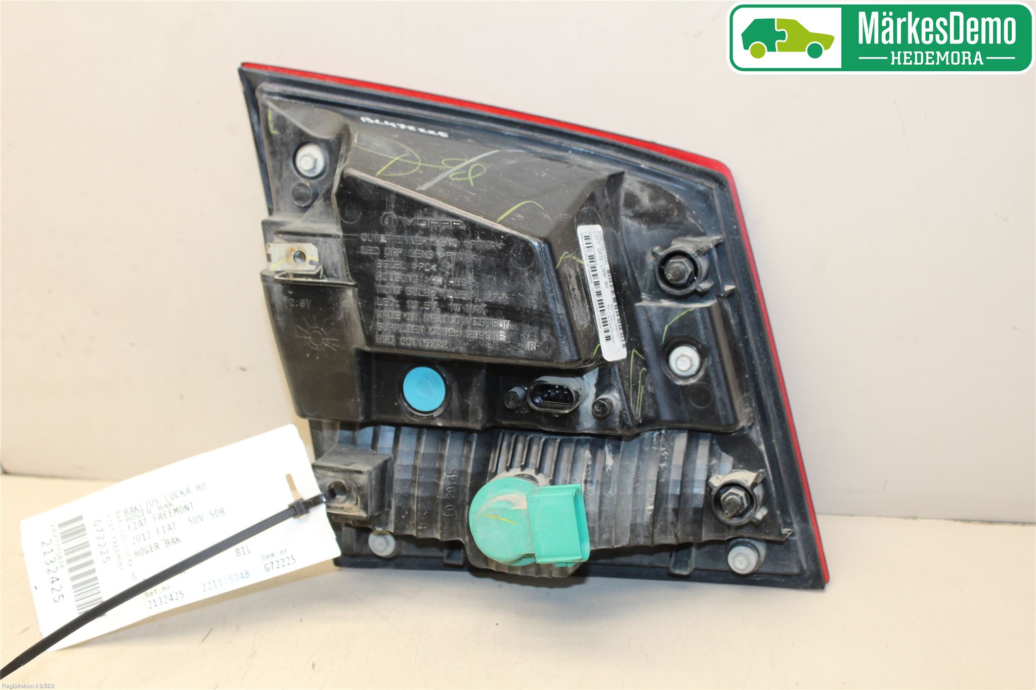 Fiat FREEMONT Bakljus Lucka Hö