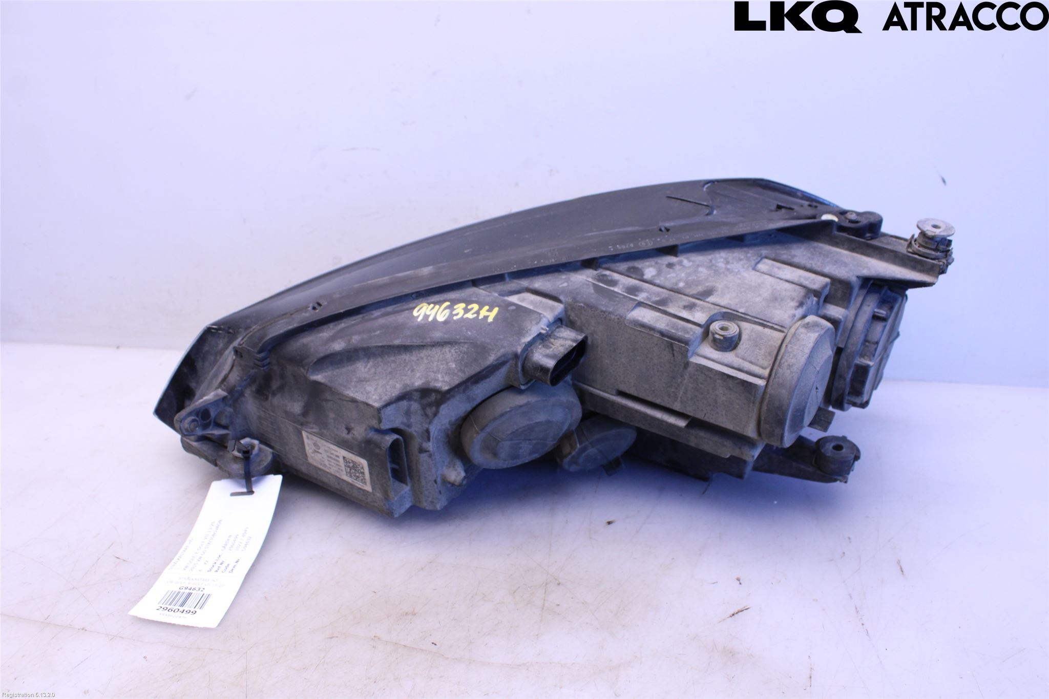 Volkswagen VW GOLF / E-GOLF VII 13-20 Strålkastare Höger