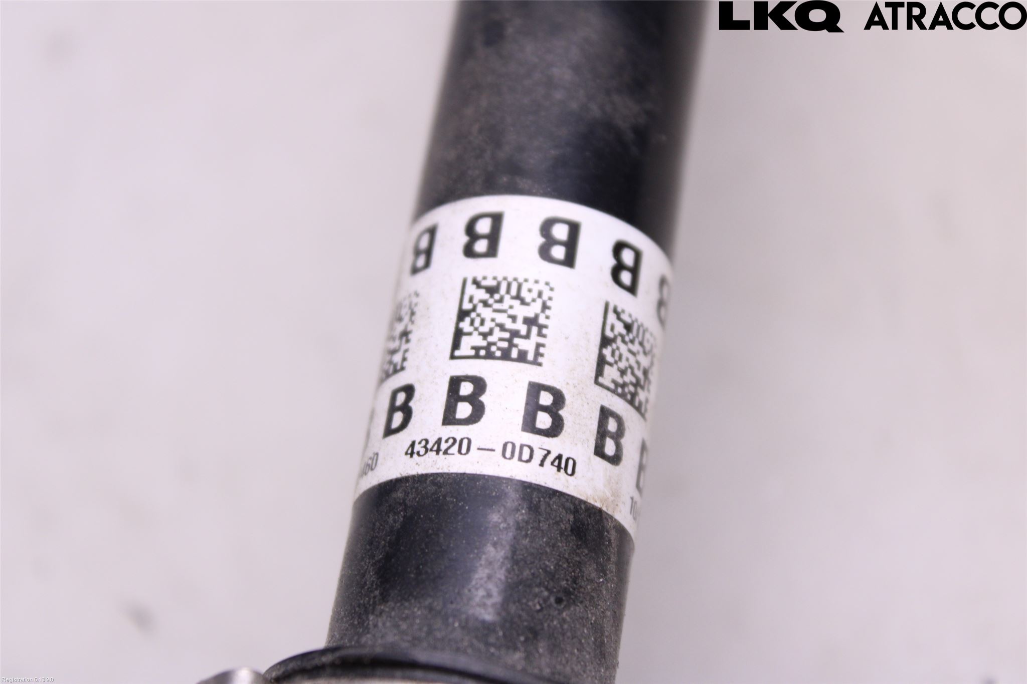Toyota YARIS CROSS XP21 21- Drivaxel Fram Vänster