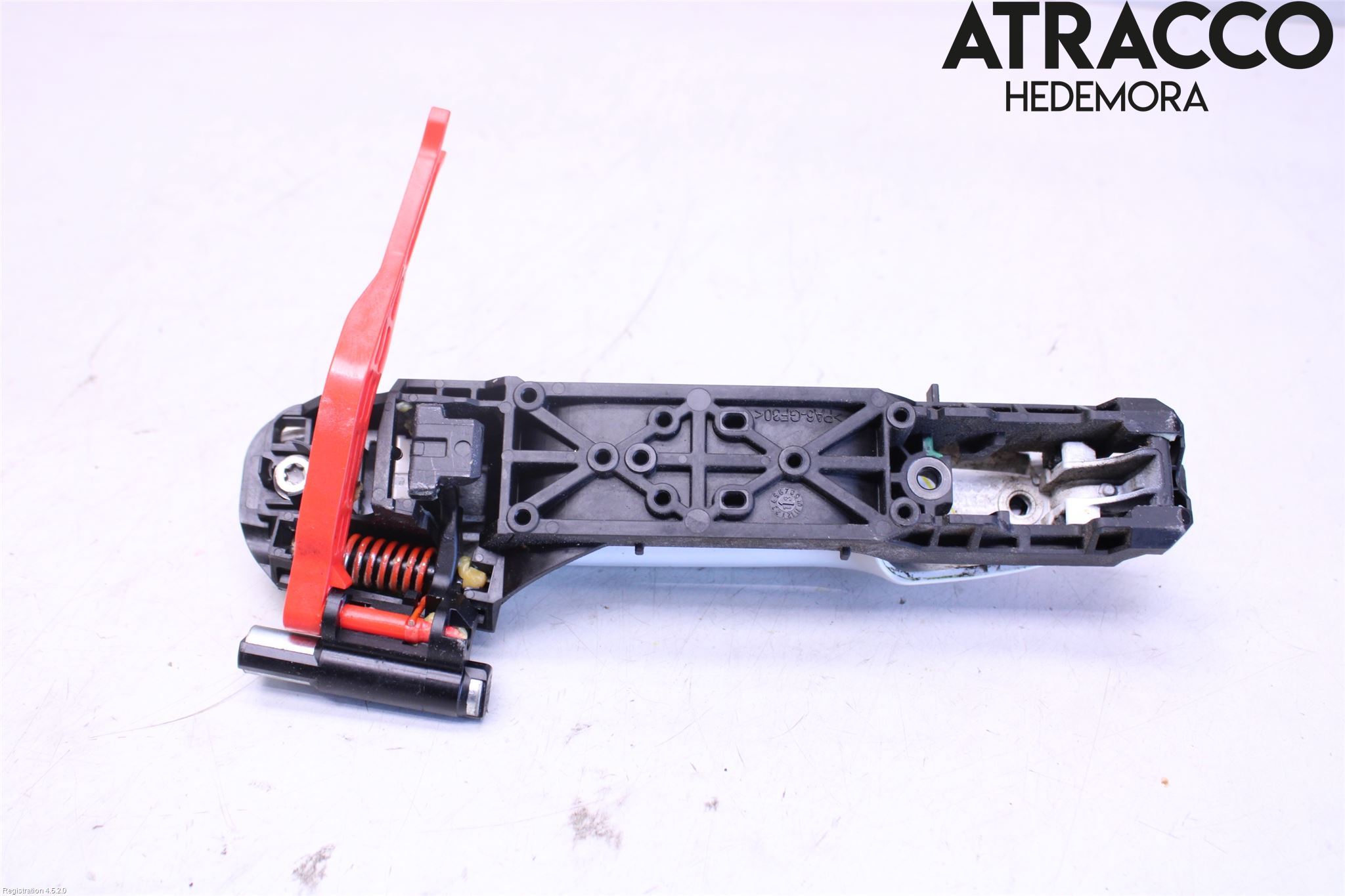 Toyota YARIS XP130 12-14 Dörrhandtag Yttre Hö