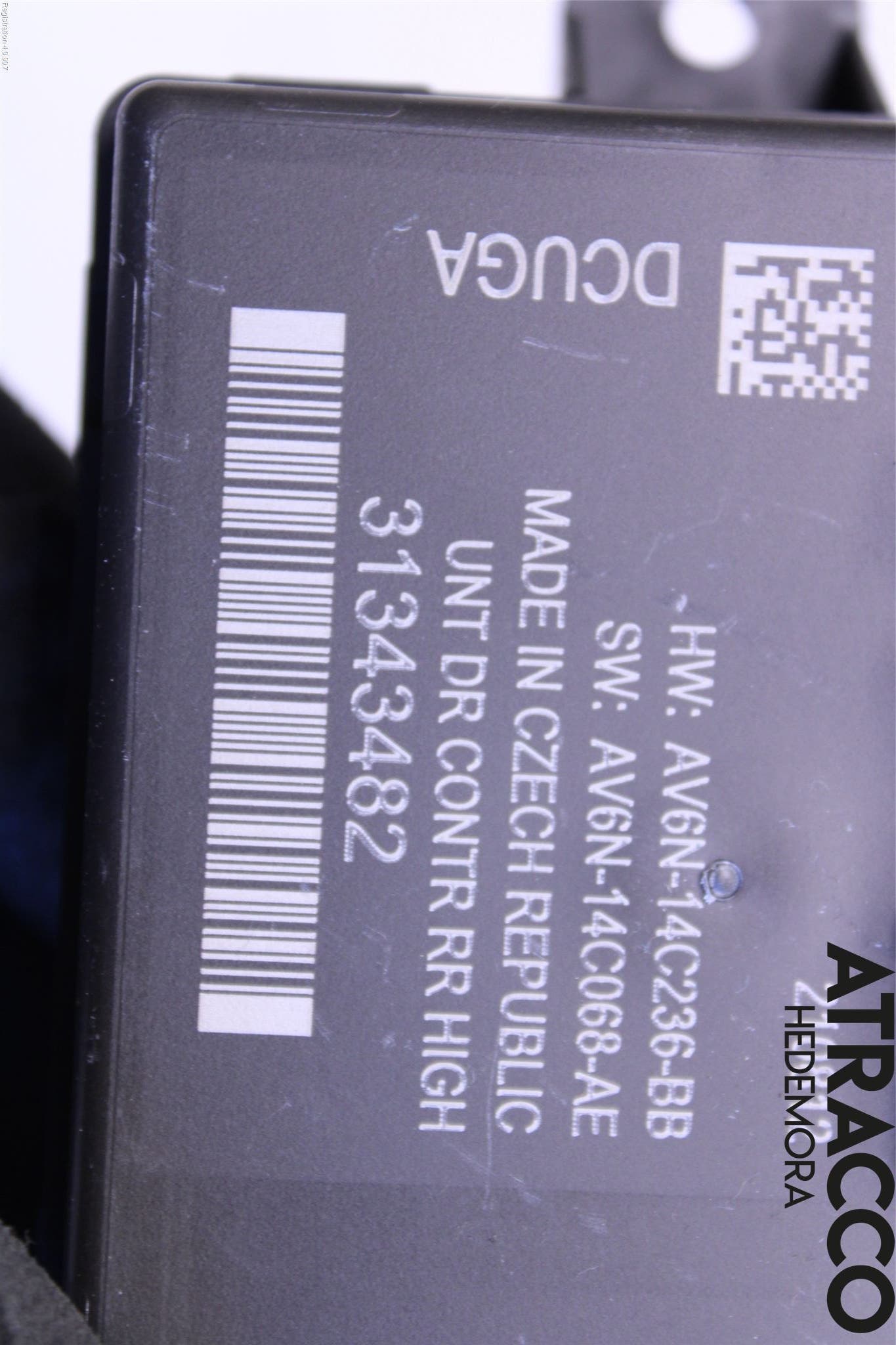 Volvo V60 11-13 Styrenhet Dörr