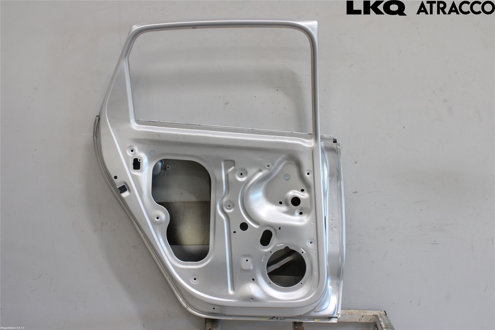 Volkswagen VW POLO 10-17 Dörr Bak Vänster
