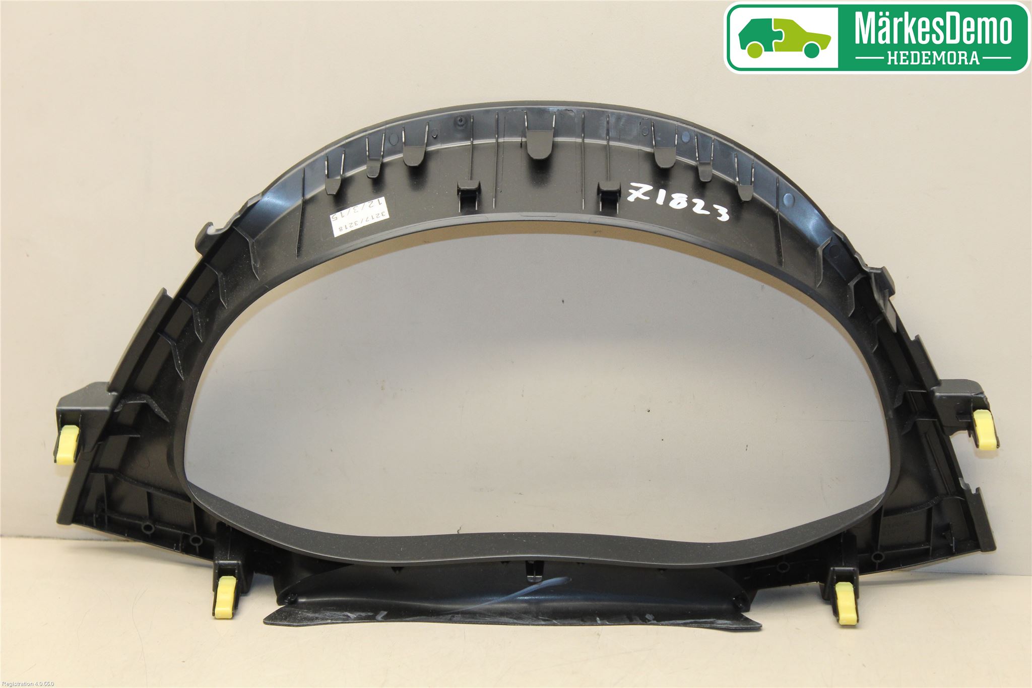 Toyota AURIS 13-19 Instrumentsarg