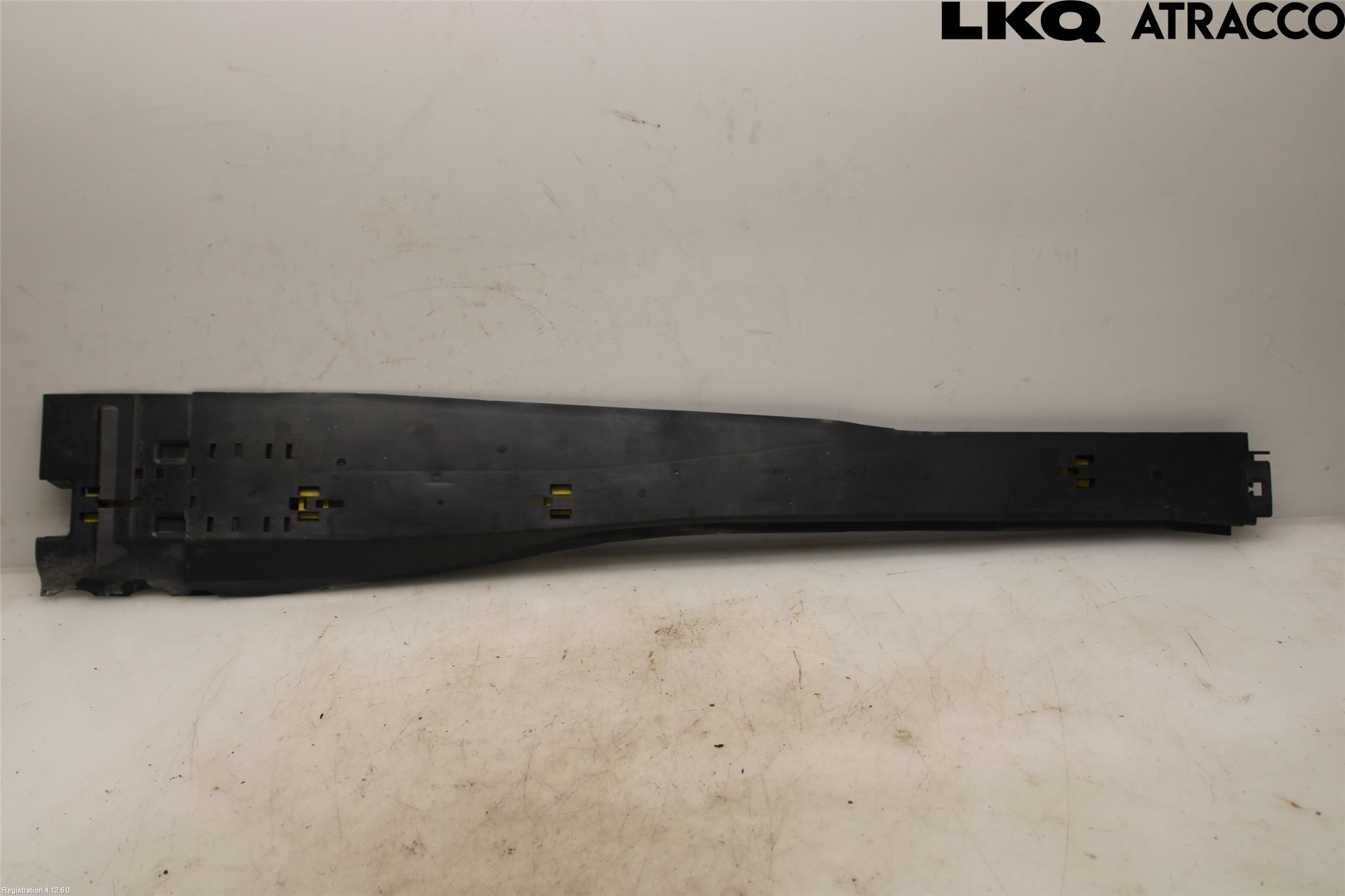 Volvo V70 08-13 Hasplåt Plåt-Plast