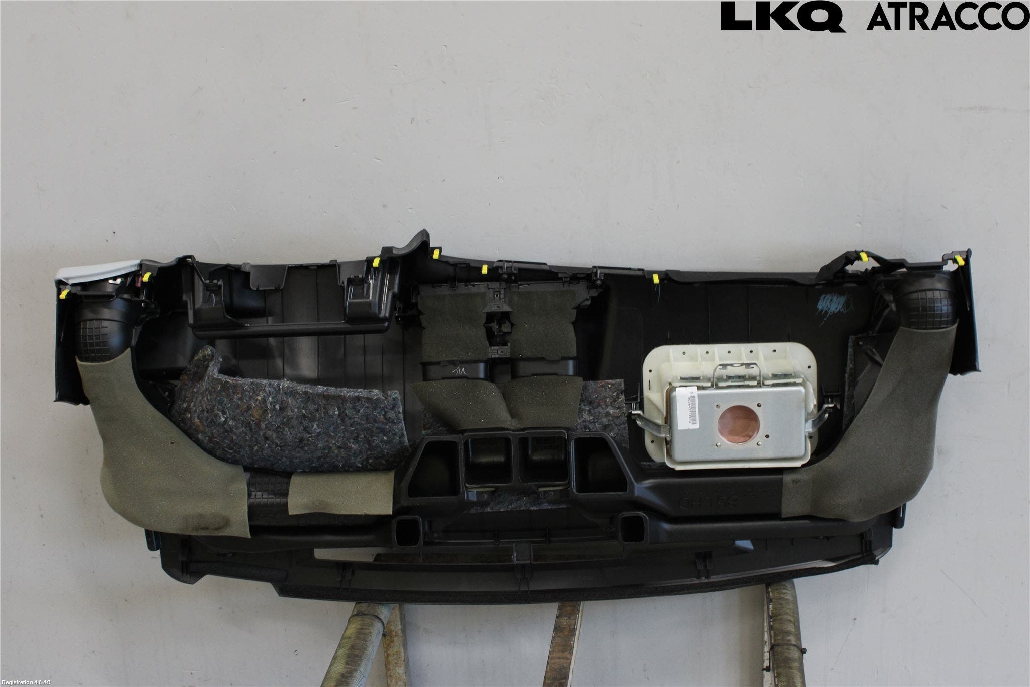 Toyota YARIS XP130 12-14 Instrumentbräda