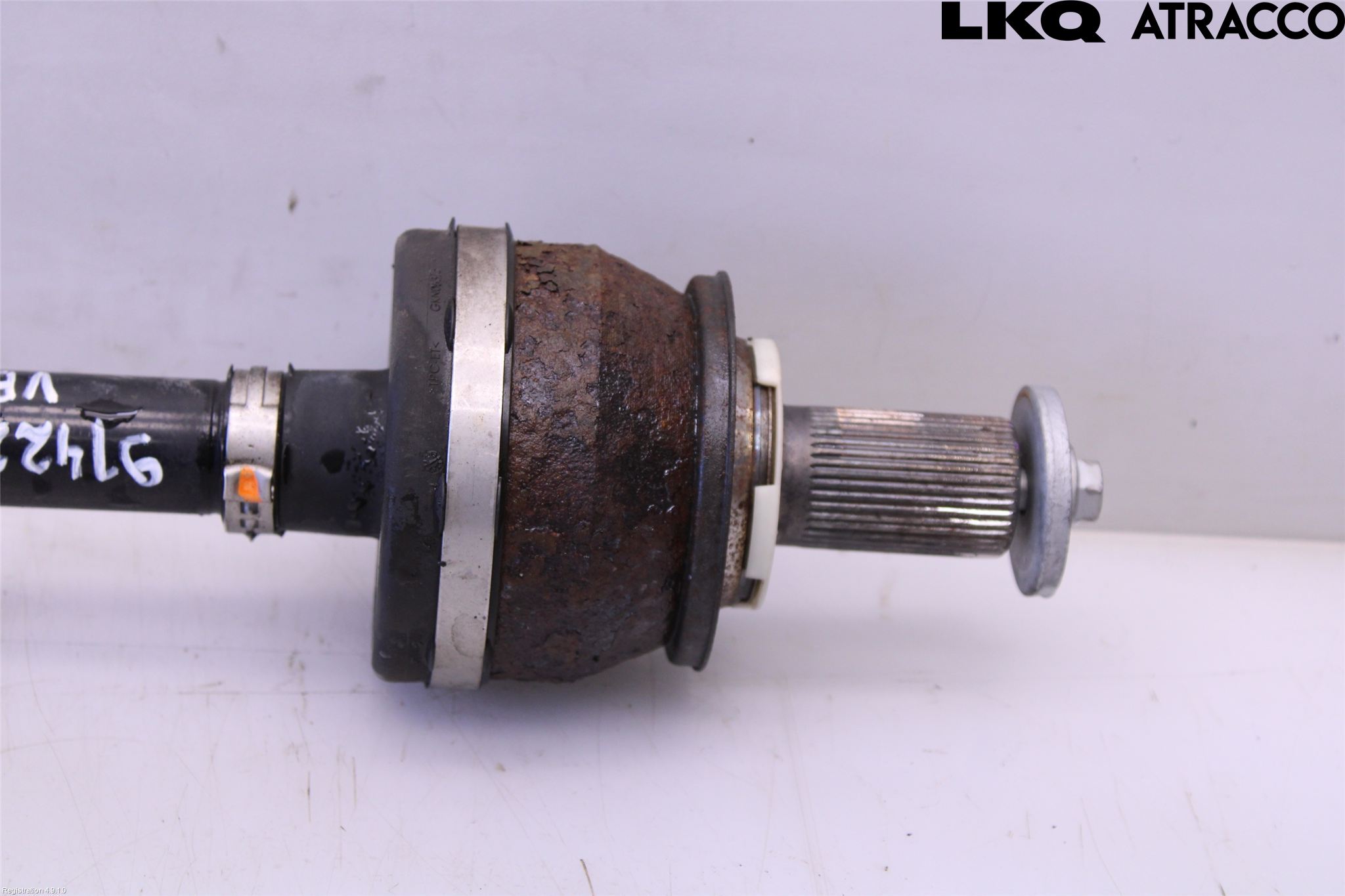 Volvo XC60 18- Drivaxel Bak Vänster