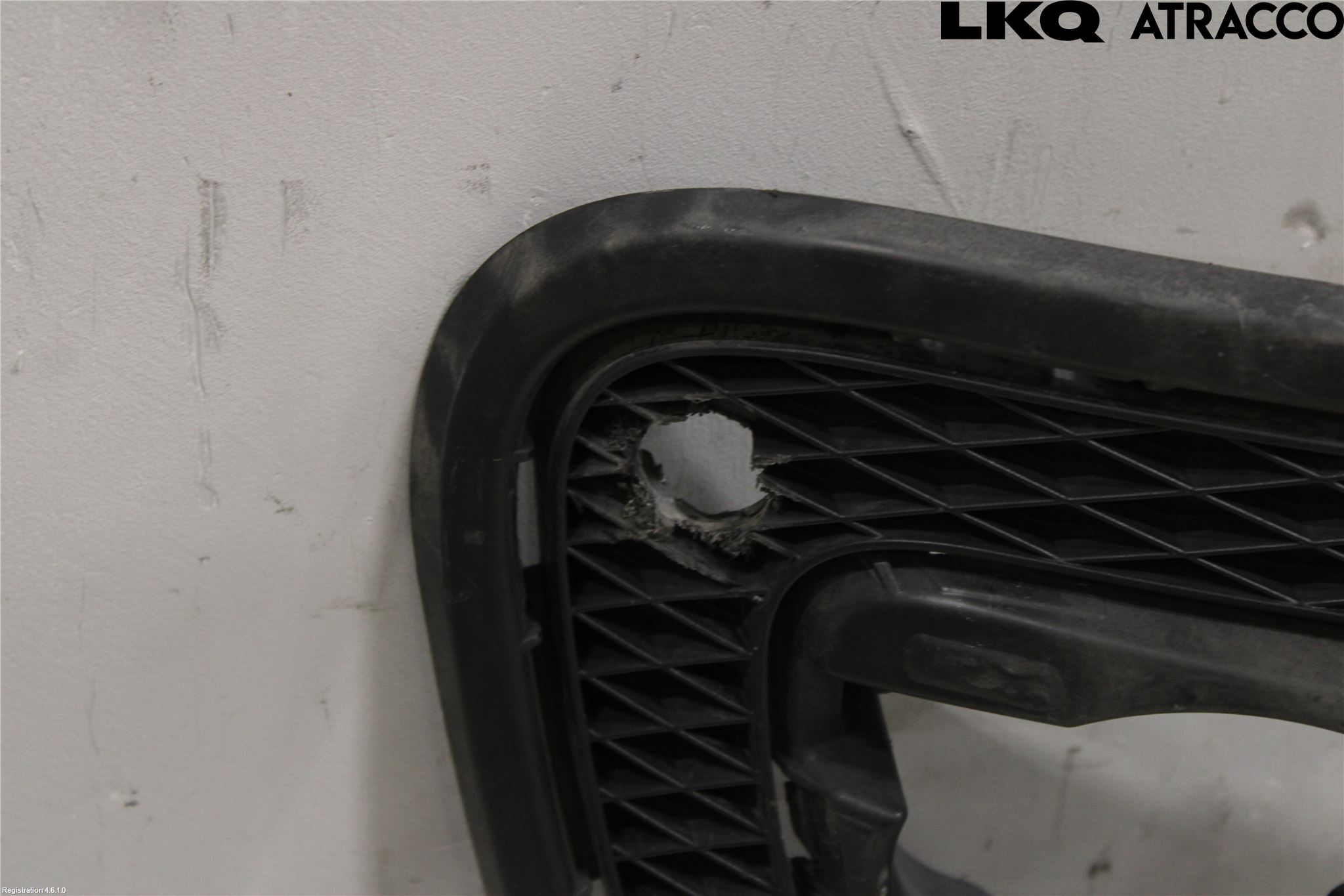 Volkswagen VW UP! / E-UP! Grilldel Mitt