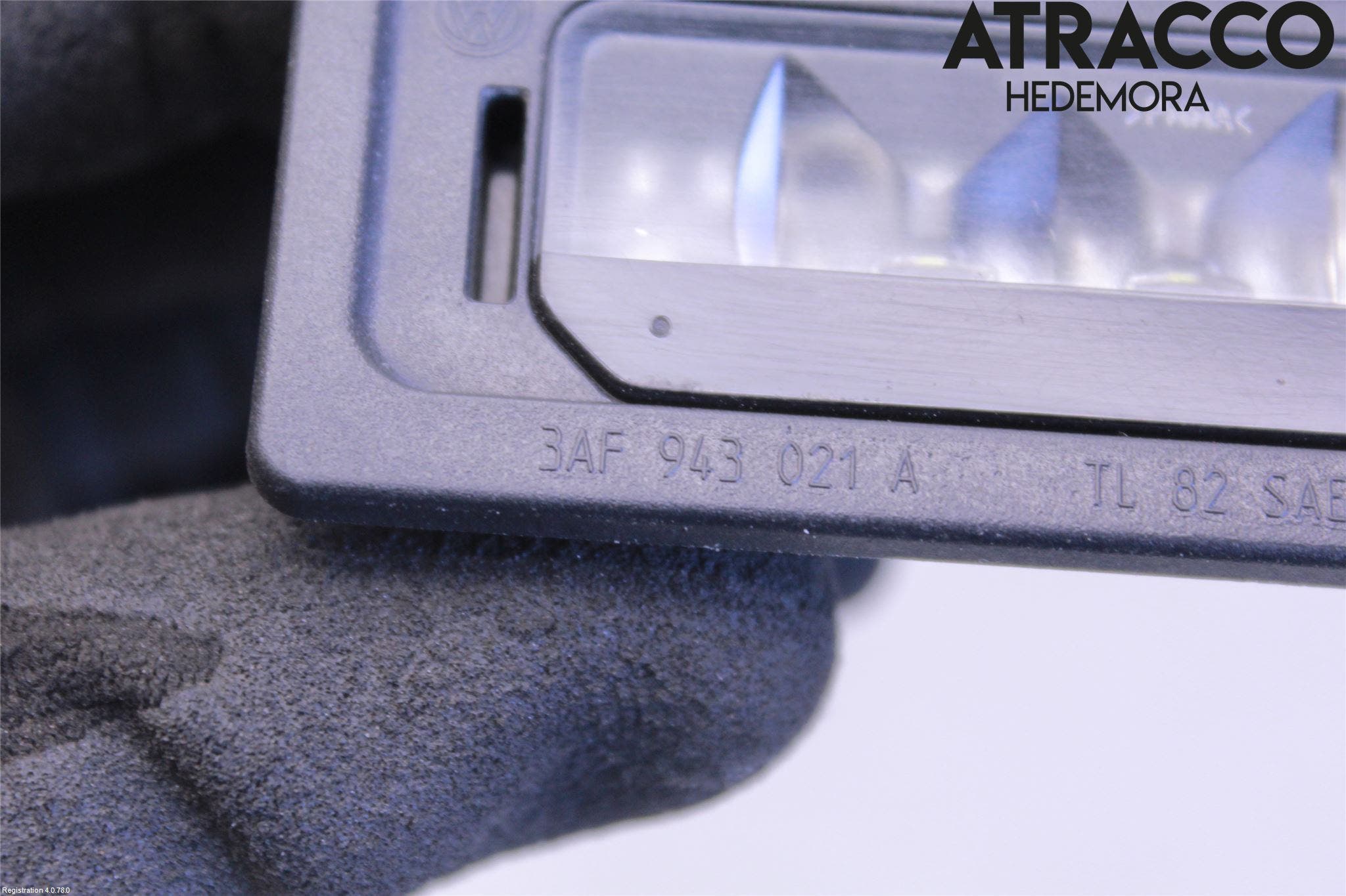 Skoda SUPERB 16-24 Skylt Belysning