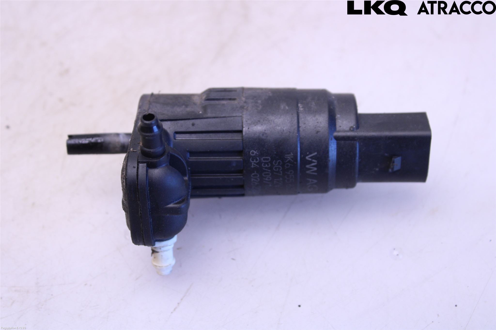 Volkswagen VW GOLF / E-GOLF VII 13-20 Spolarpump Vindruta