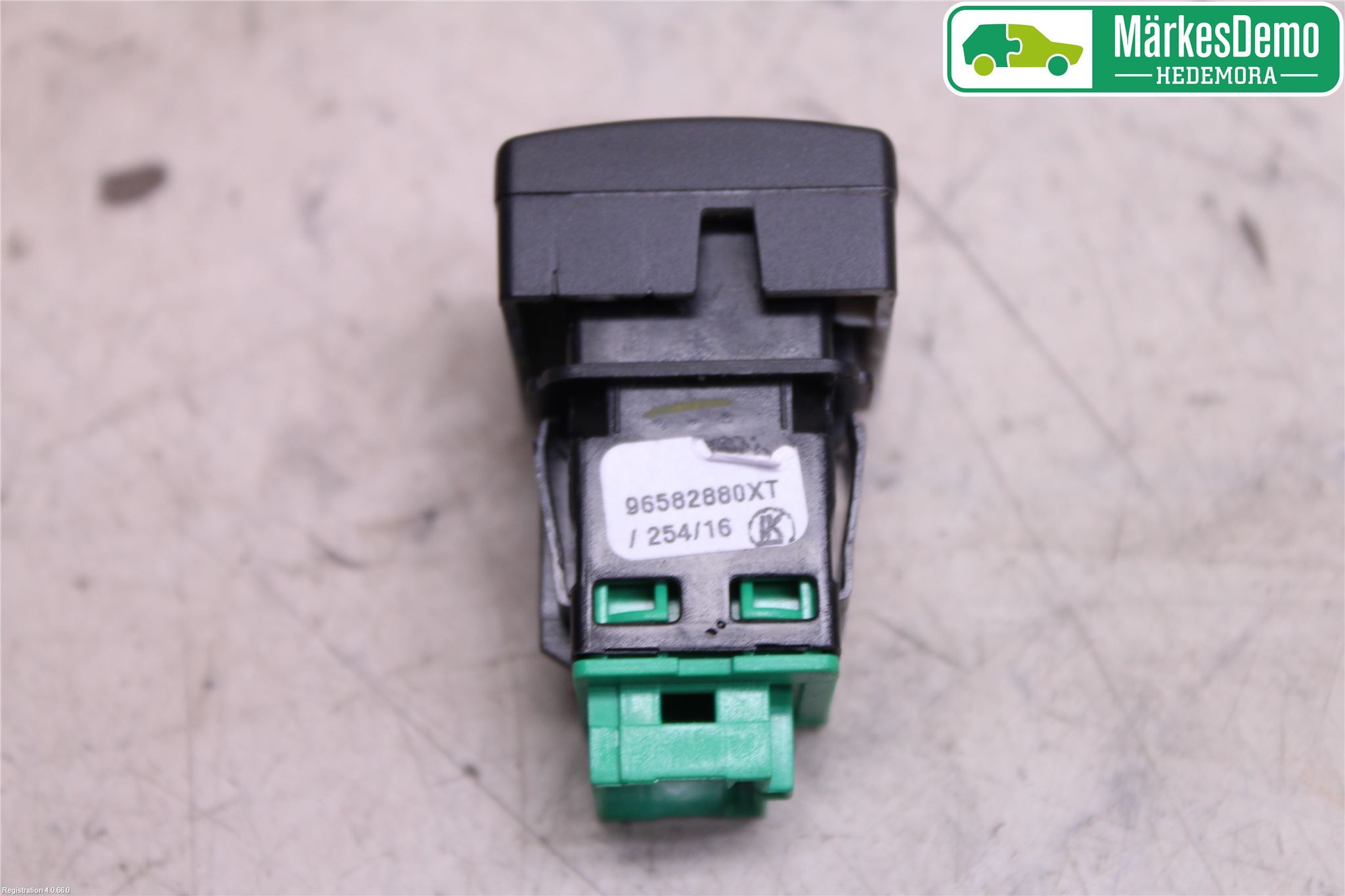 Peugeot PARTNER 16-18 Strömställare Centrallås