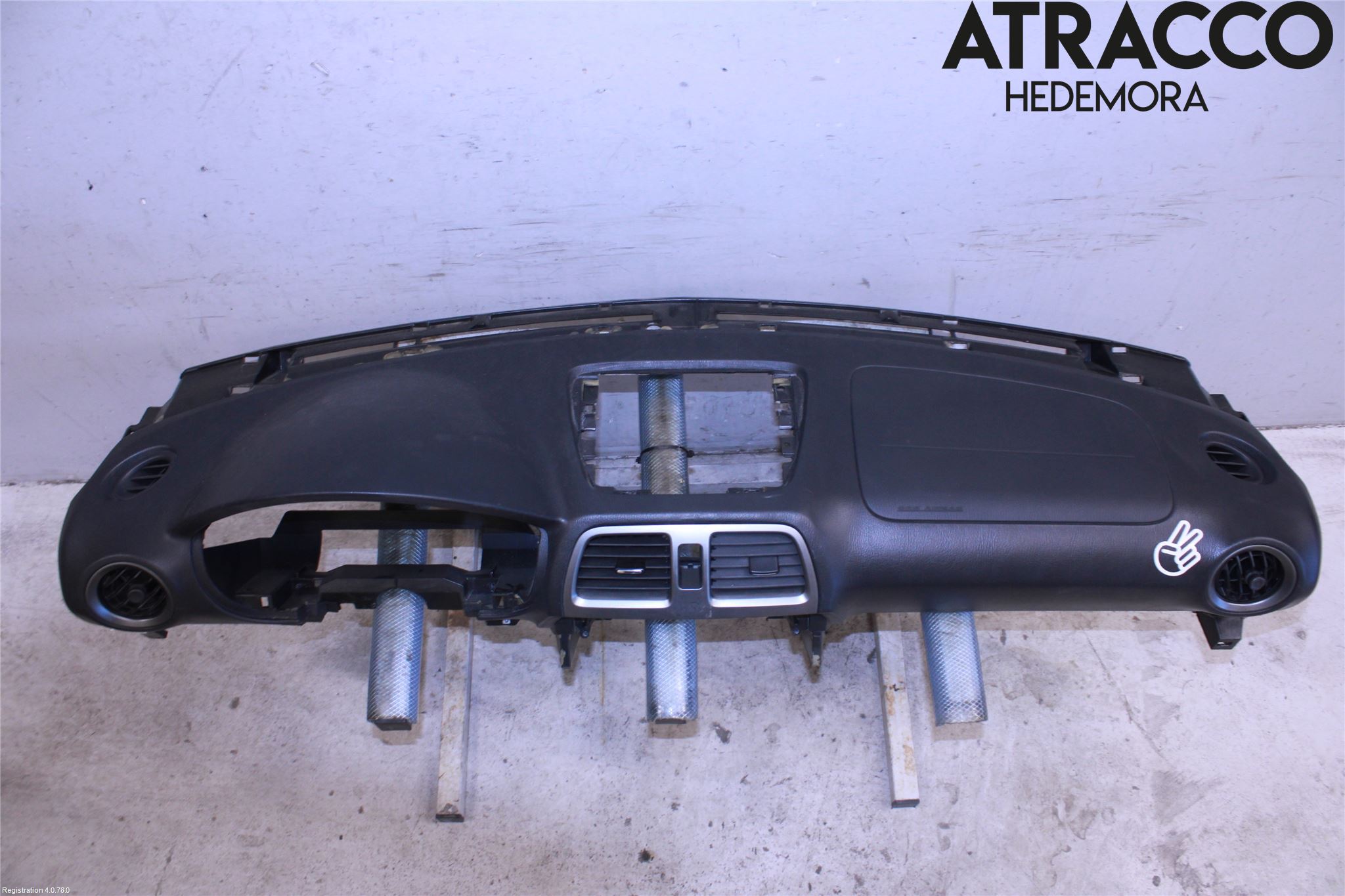 Subaru IMPREZA II  06-07 Instrumentbräda