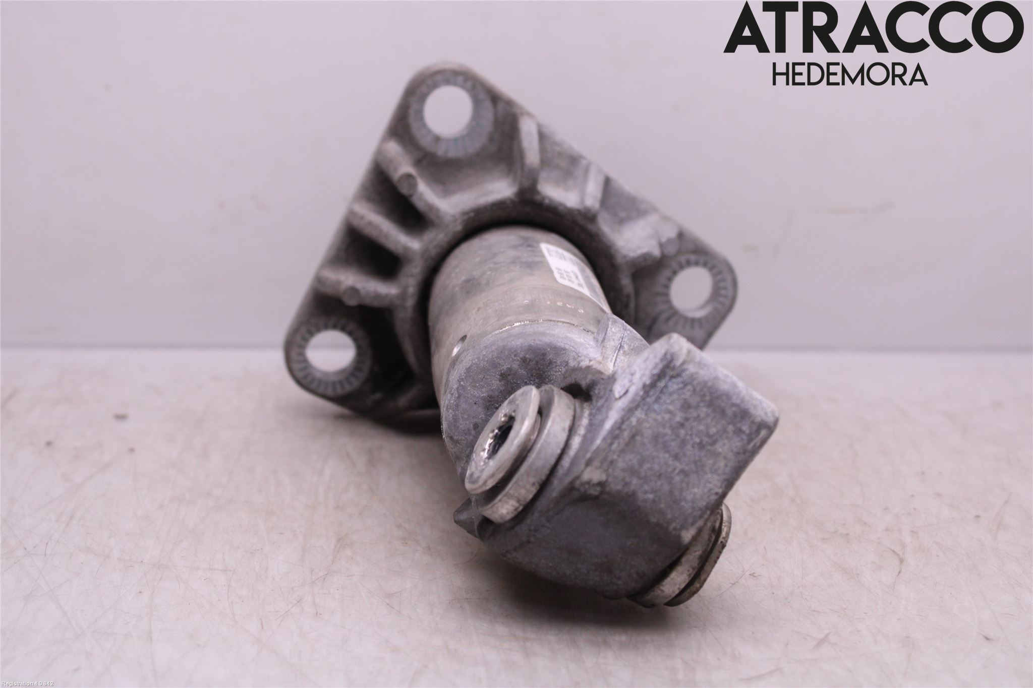 Audi A4/S4 01-05 Stötfångarbärjärn Fram