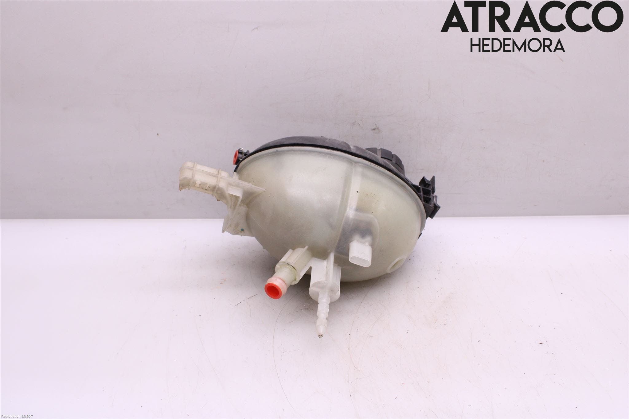 Mercedes-Benz MB E-KLASS (W212) 09-16 Expansionstank