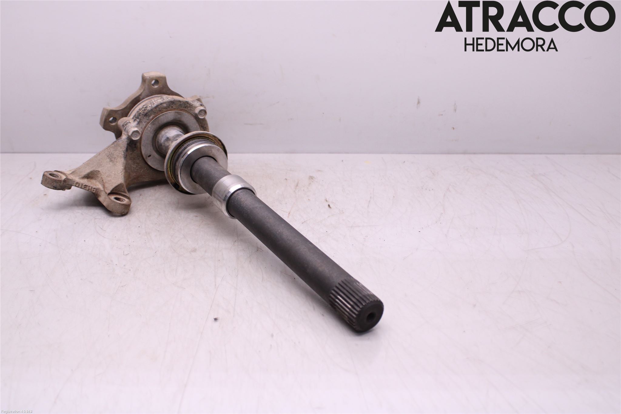 Nissan X-TRAIL     01-07 Drivaxel Fram Höger