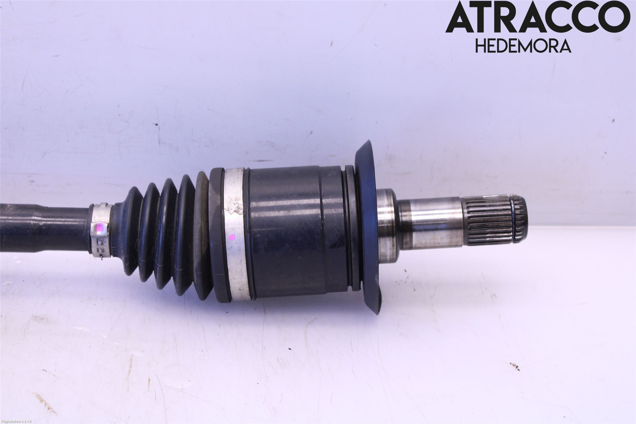 BMW 3 F30/F31/F80 12-19 Drivaxel Bak Vänster