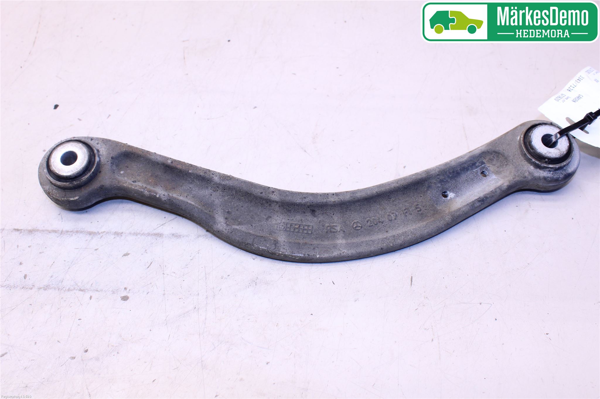 Mercedes-Benz MB E-KLASS (W212) 09-16 Bärarm Bak Övre Höger