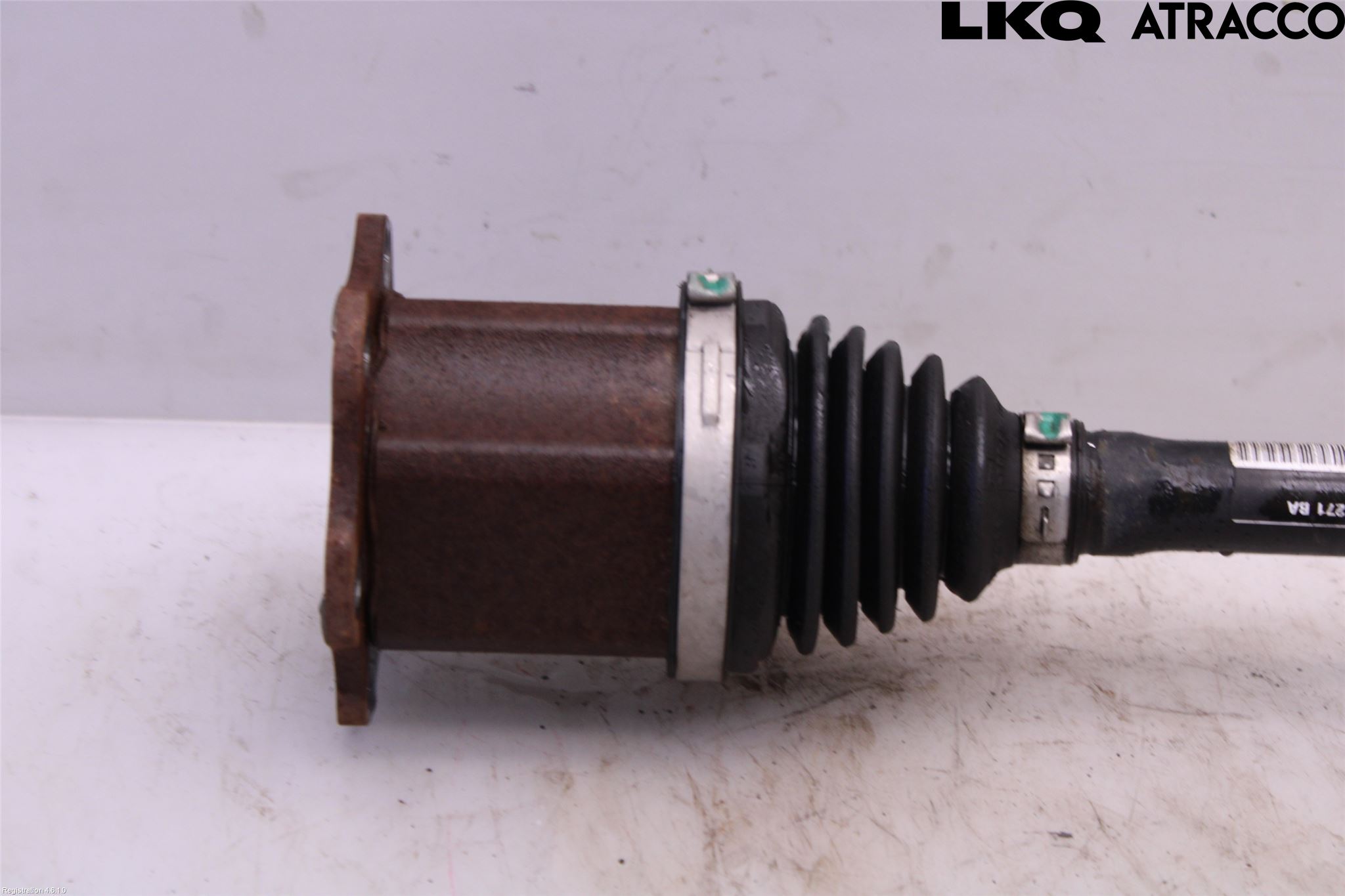 Volkswagen VW T-CROSS 19- Drivaxel Fram Vänster