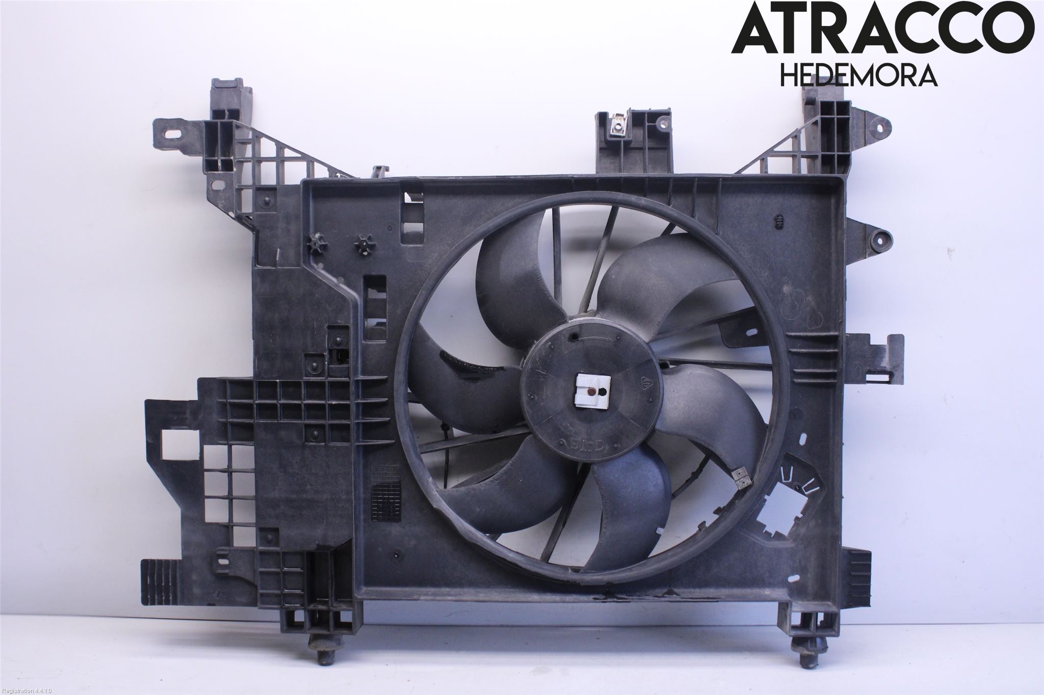 Dacia DUSTER 10-17 Kylfläkt El