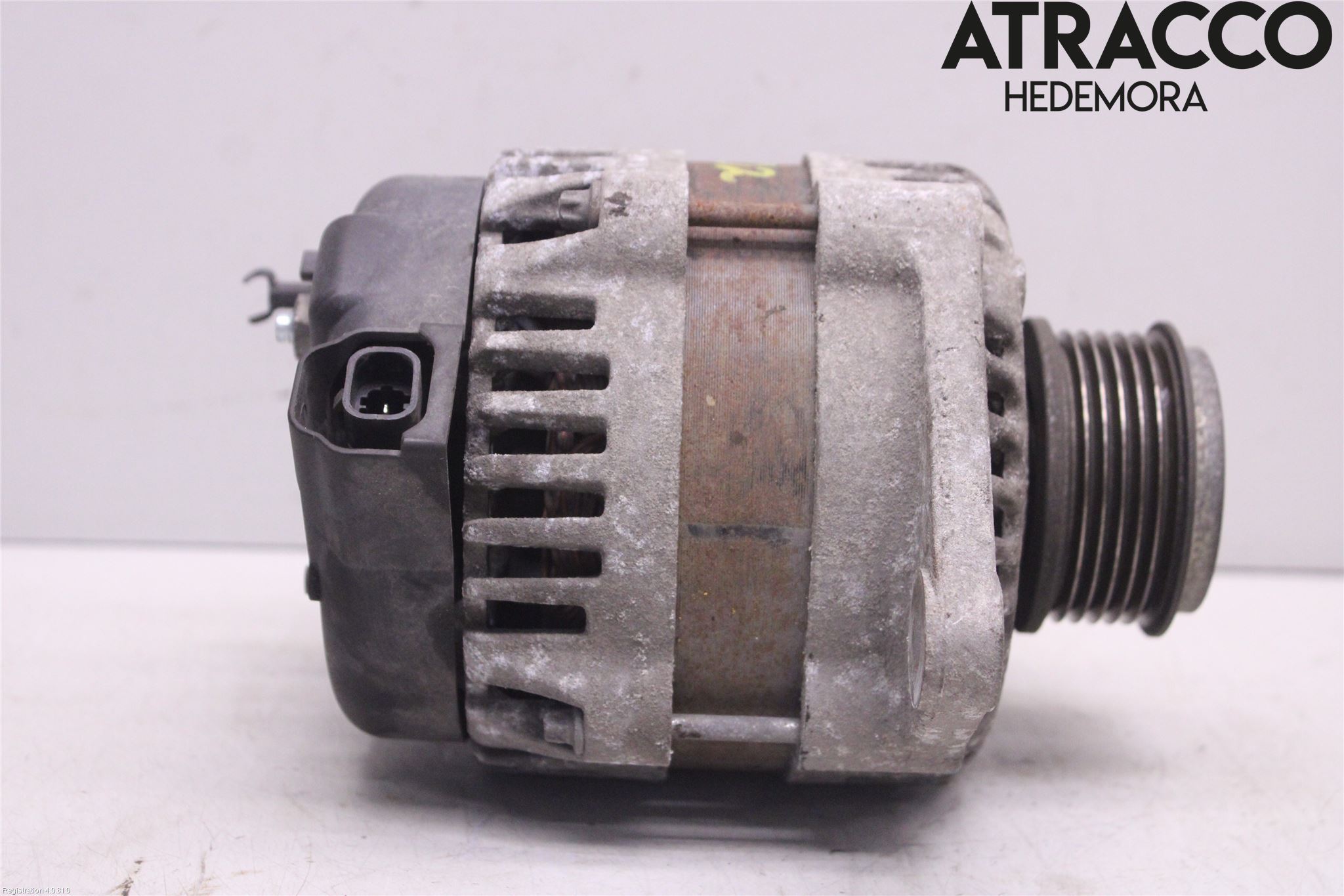 Opel ASTRA J 10-15 Generator