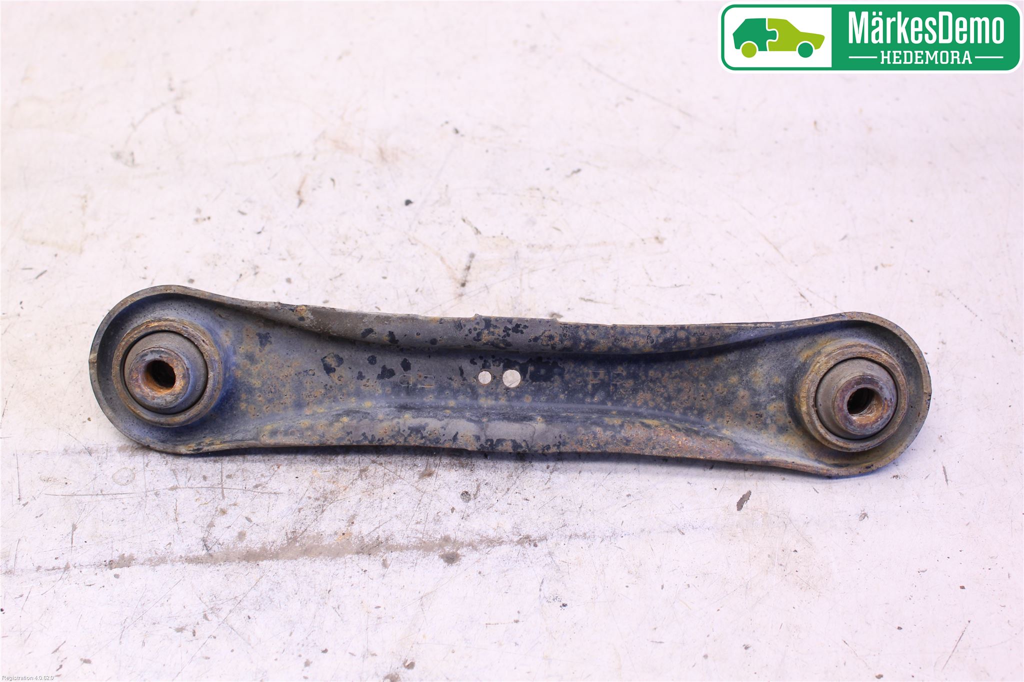 Mitsubishi OUTLANDER 13-21 Bärarm Bak Vänster