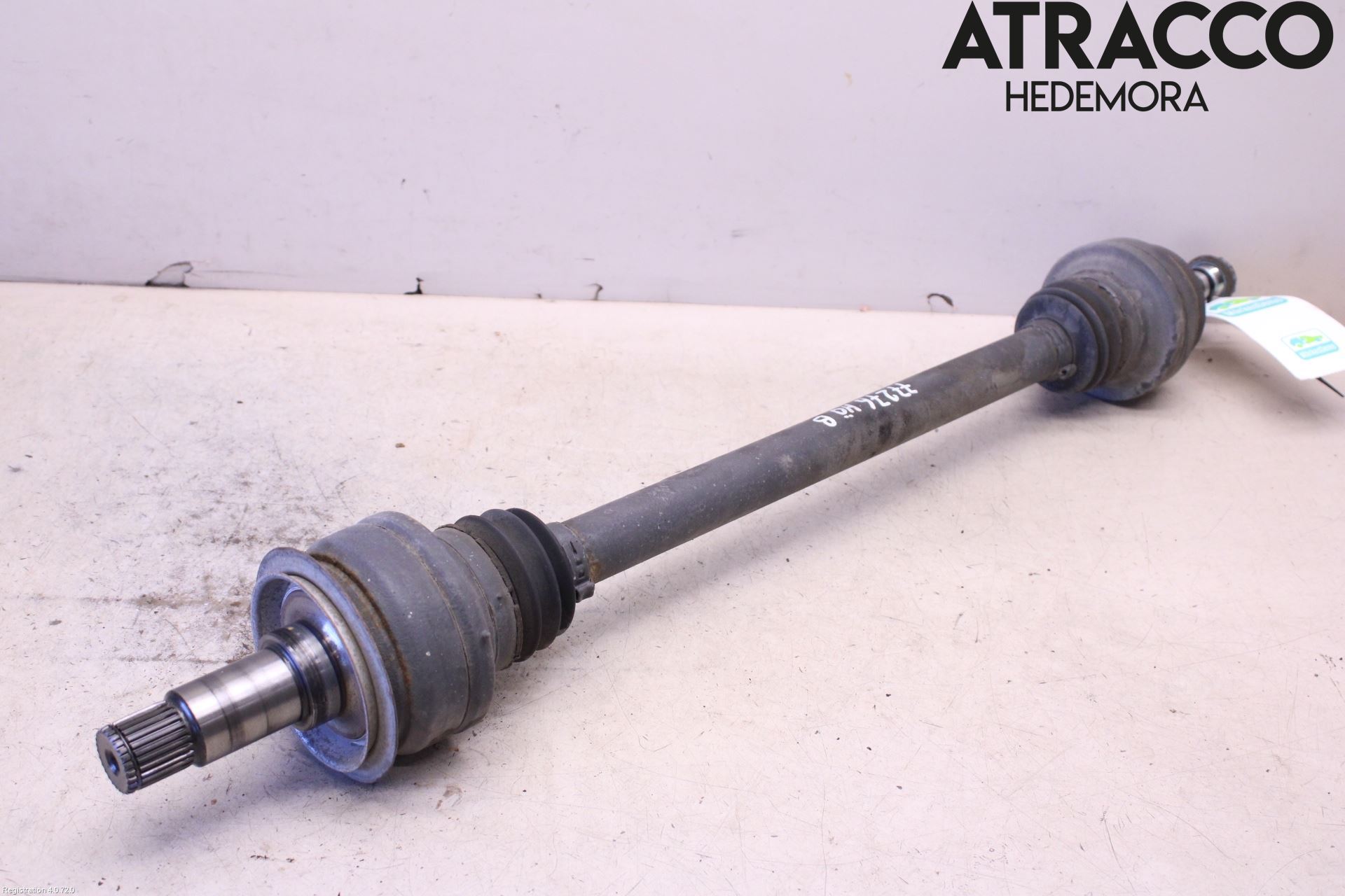 Mercedes-Benz MB S-KLASS (W221) 05-13 Drivaxel Bak Höger