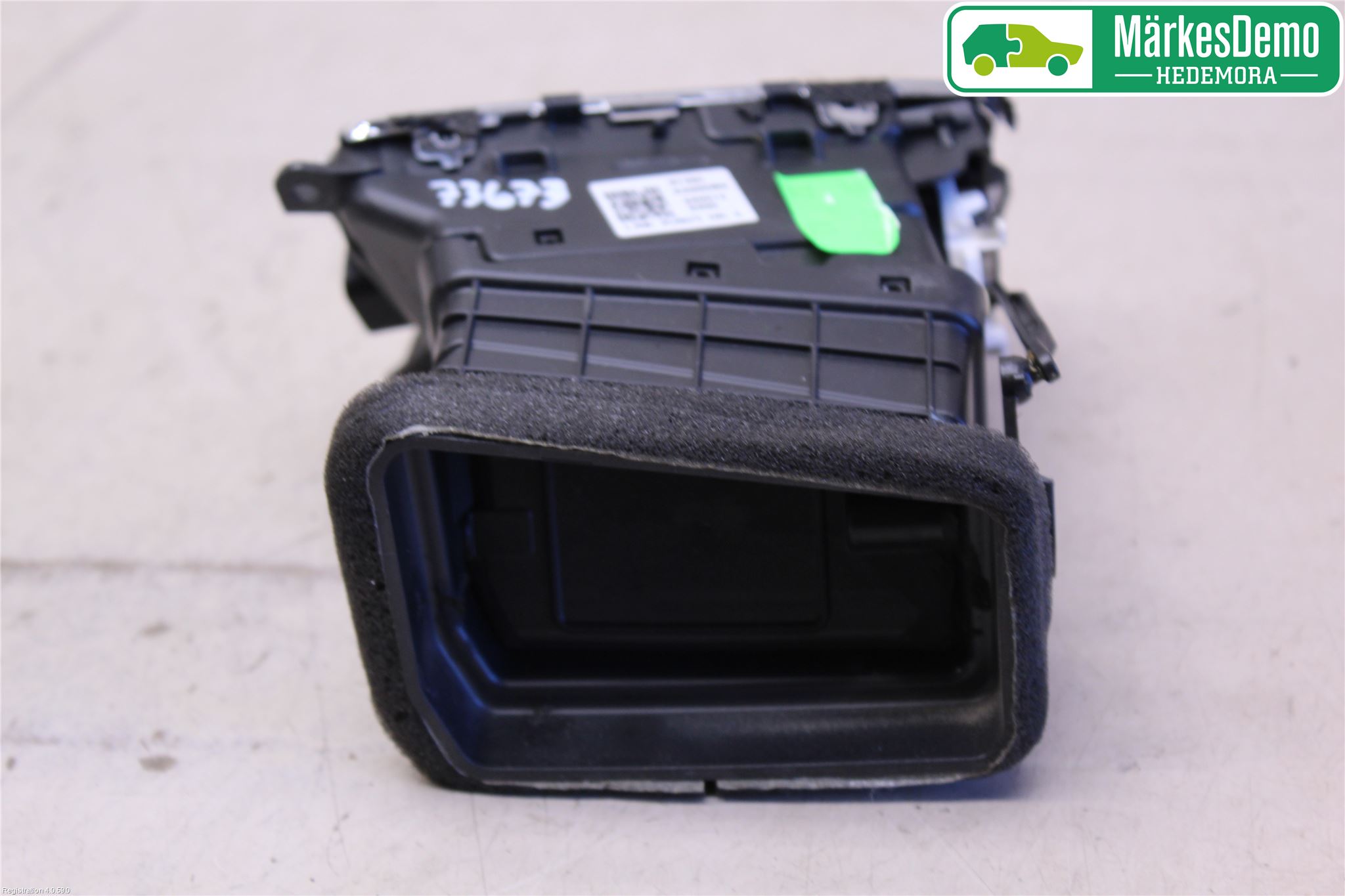 Kia CEED 12-18 Defrosterkanal-Munstycke