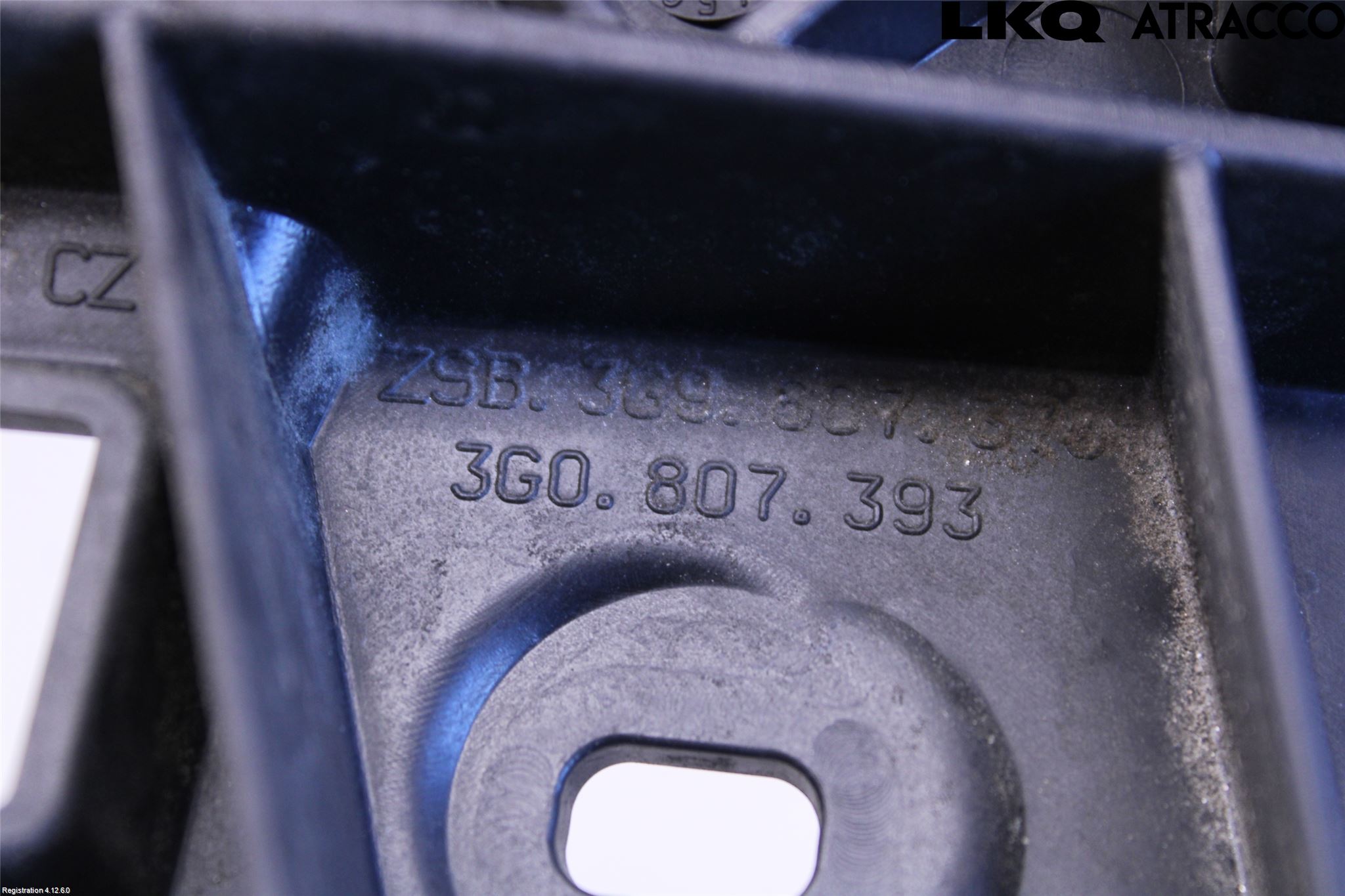 Volkswagen VW PASSAT 15-19 Stötfångarfäste Bak Vä