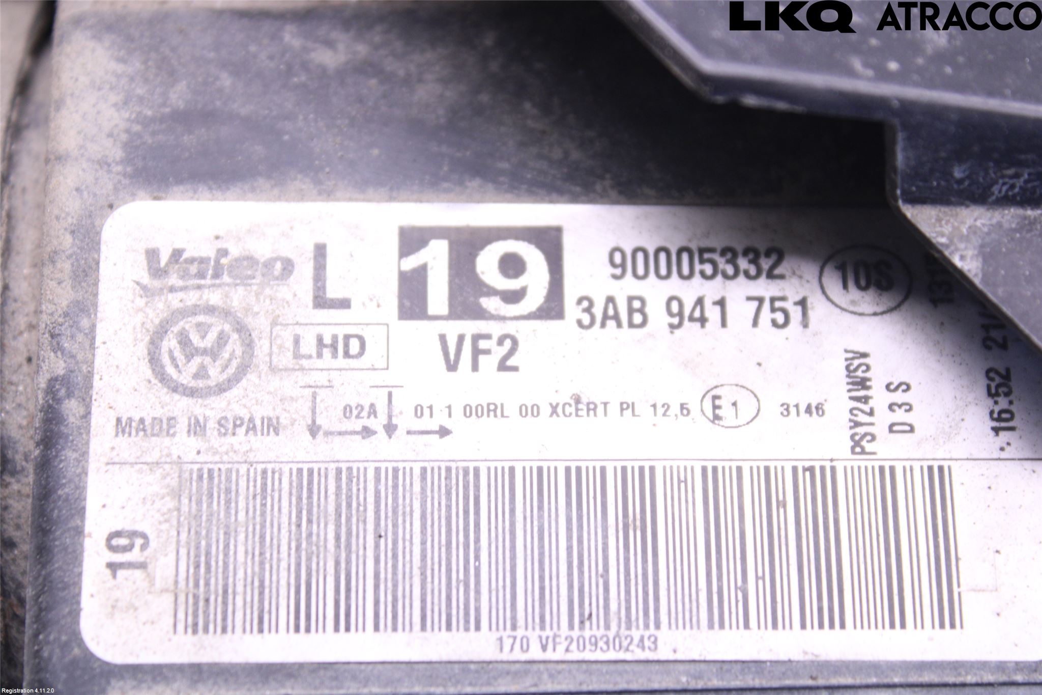 Volkswagen VW PASSAT 11-14 Strålkastare Vänster