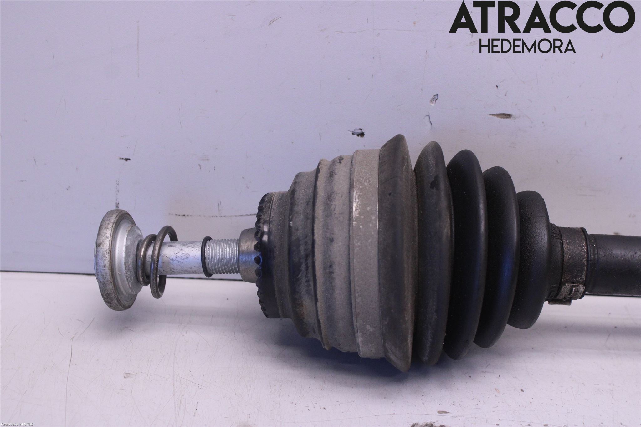 BMW X1 E84 10-15 Drivaxel Fram Vänster